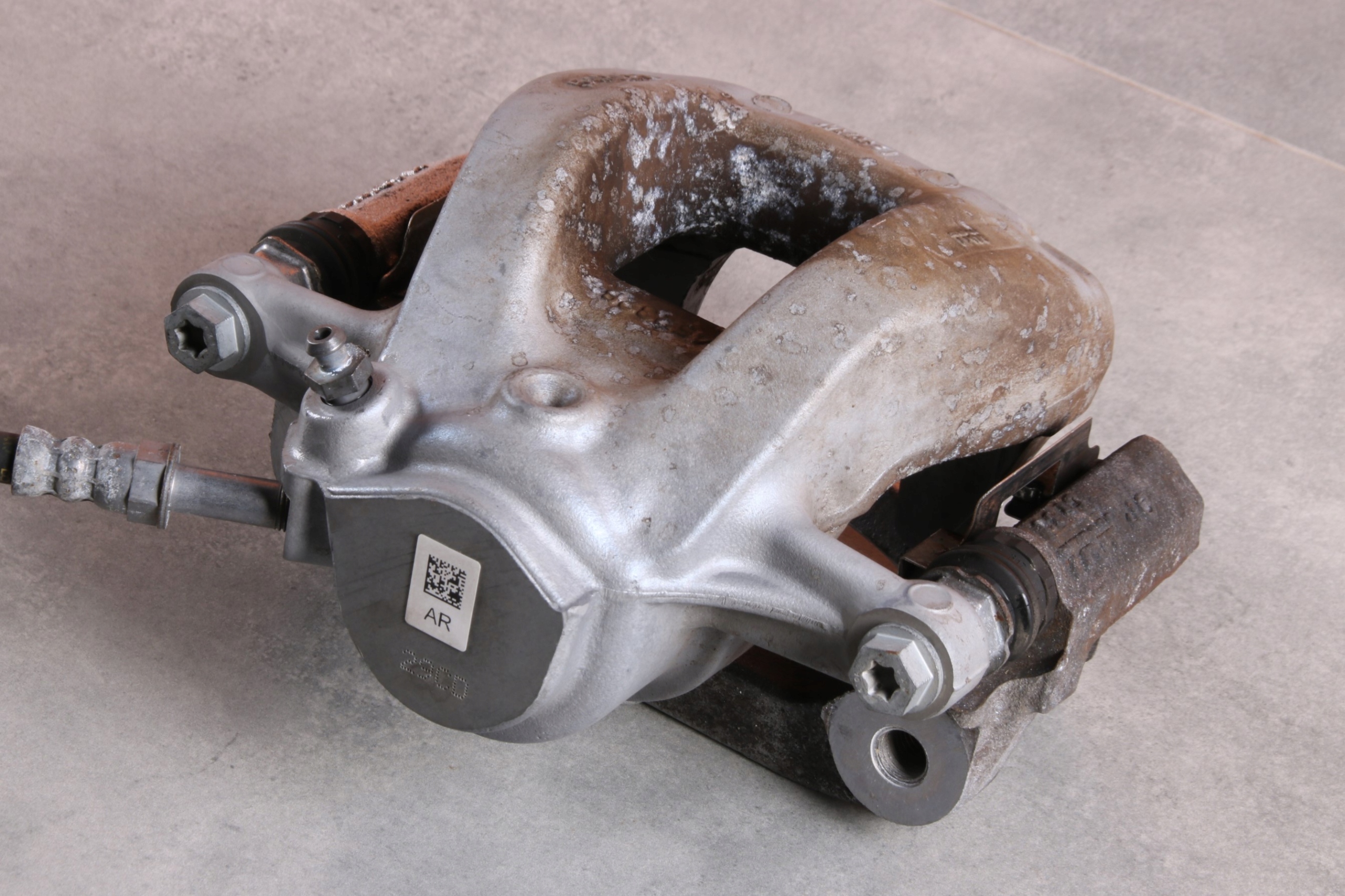 BMW i3 I01 caliper brake right front 54/20/280 6860270 15236 km !!!