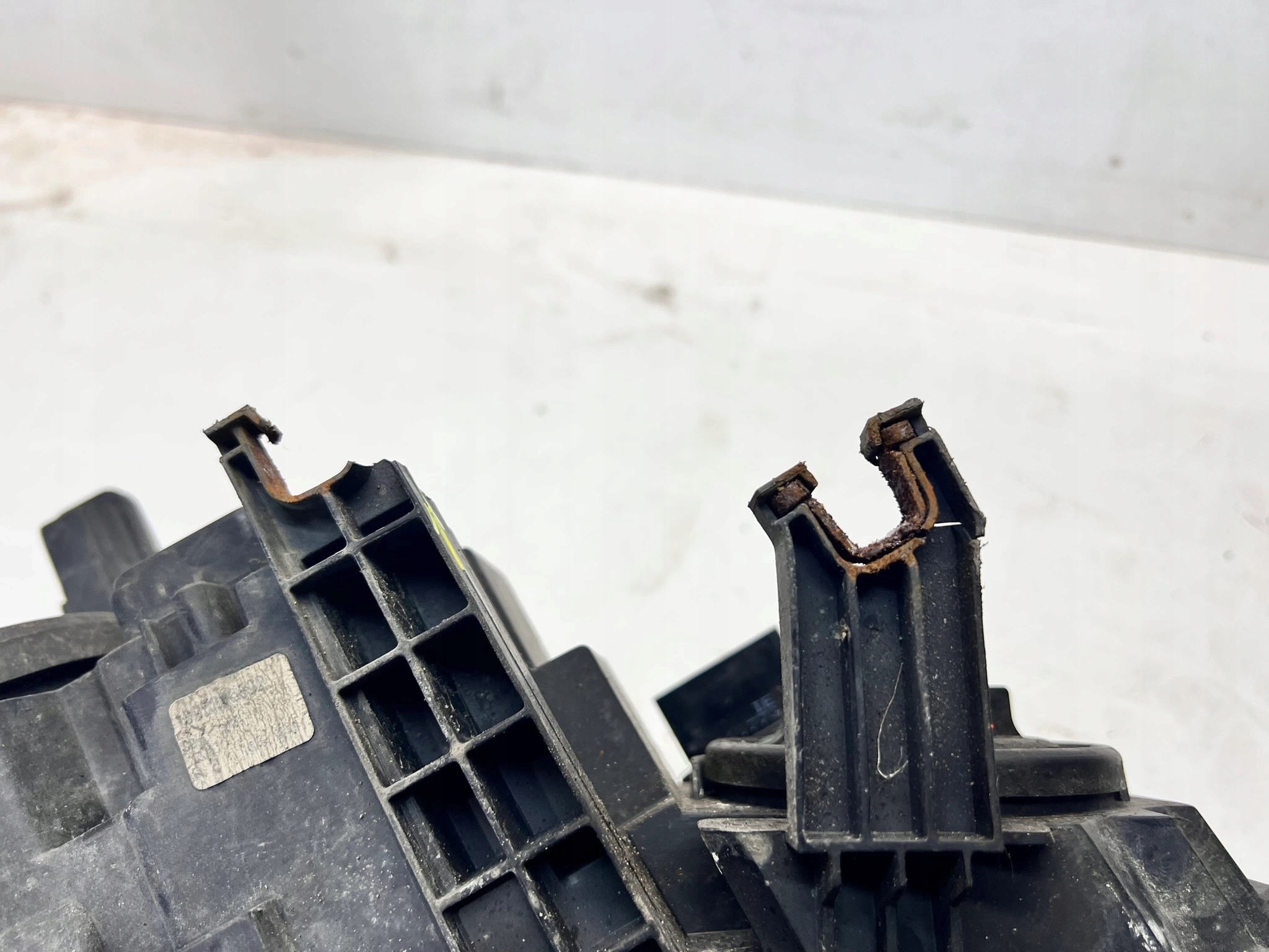 REFLEKTOR left front AUDI A4 B8 LIFT 8K0941003AC 1/26