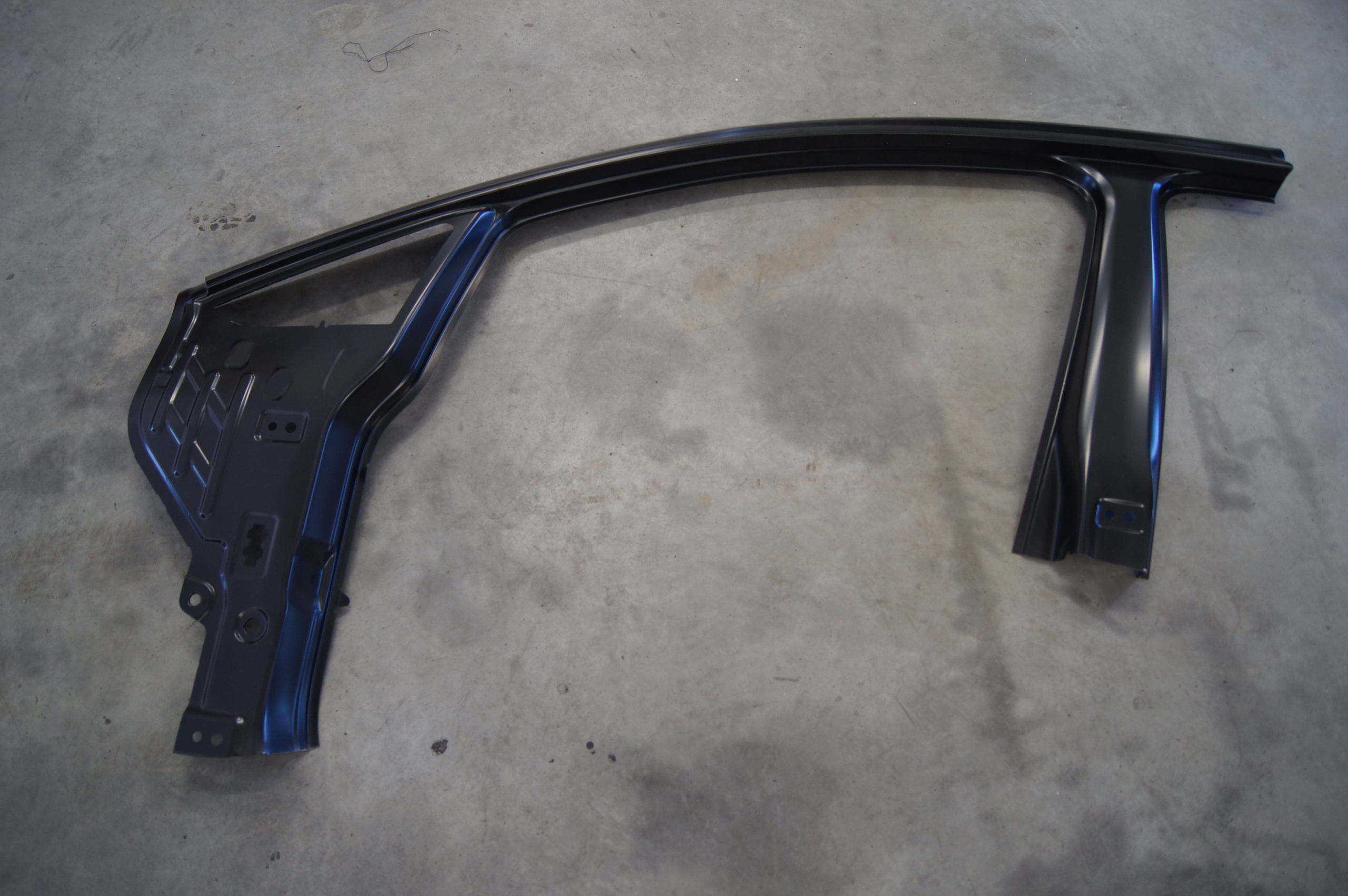 510809 - VW SPORTSVAN ОБШИВКА СТОЙКИ ЛЕВАЯ ПЕРЕДНЯЯ