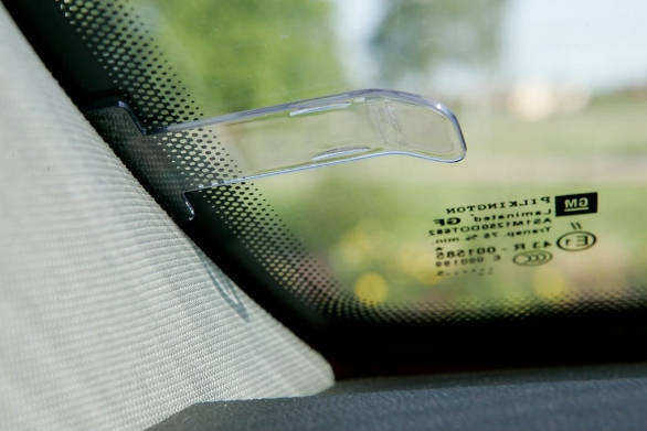 UCHWYT NA BILET PARKINGOWY IDENTYFIKATOR ZA SZYBĘ