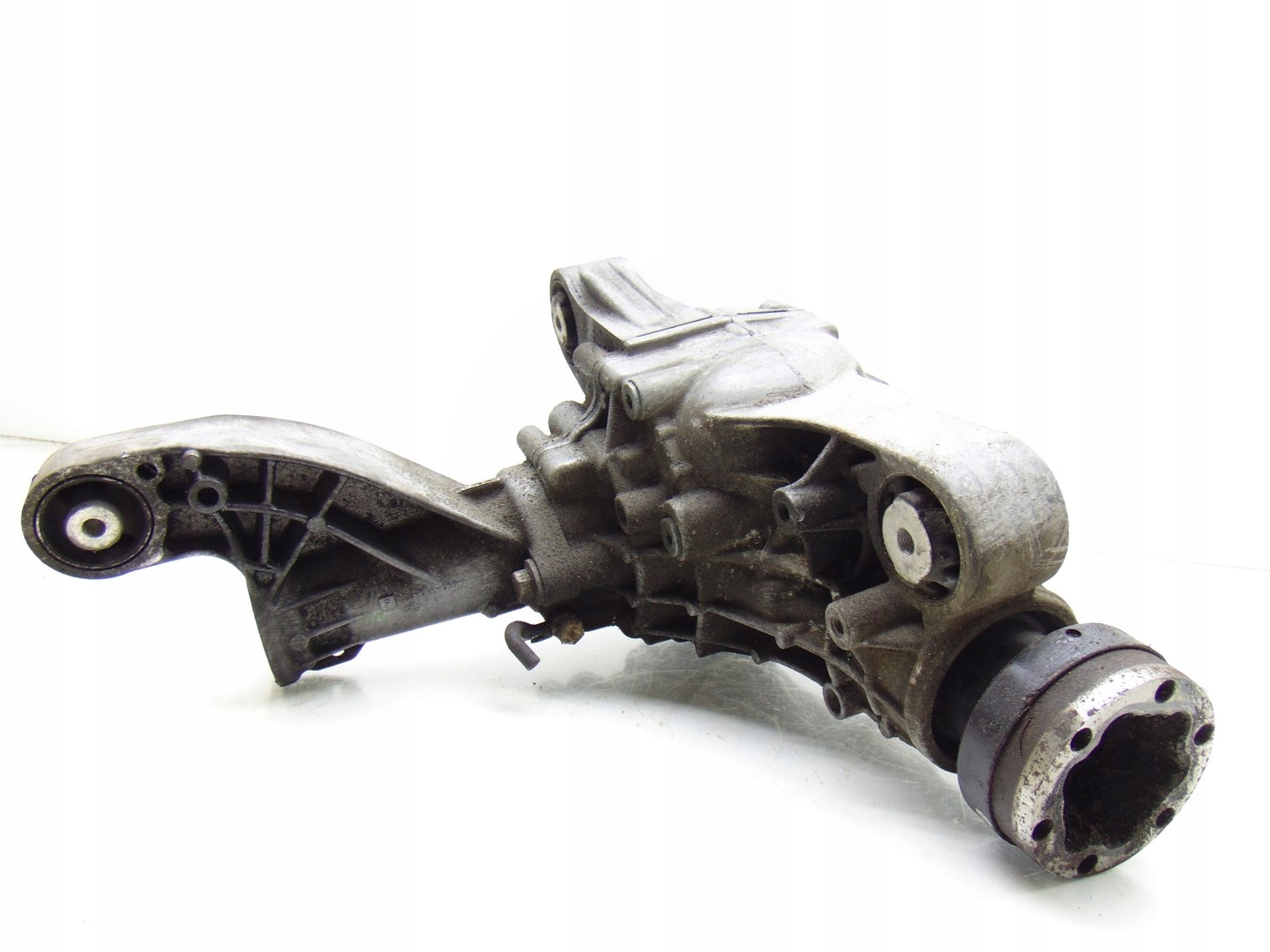 Мост дифференциал передний 4Matic W251 3.0 CDI 4460-310-030