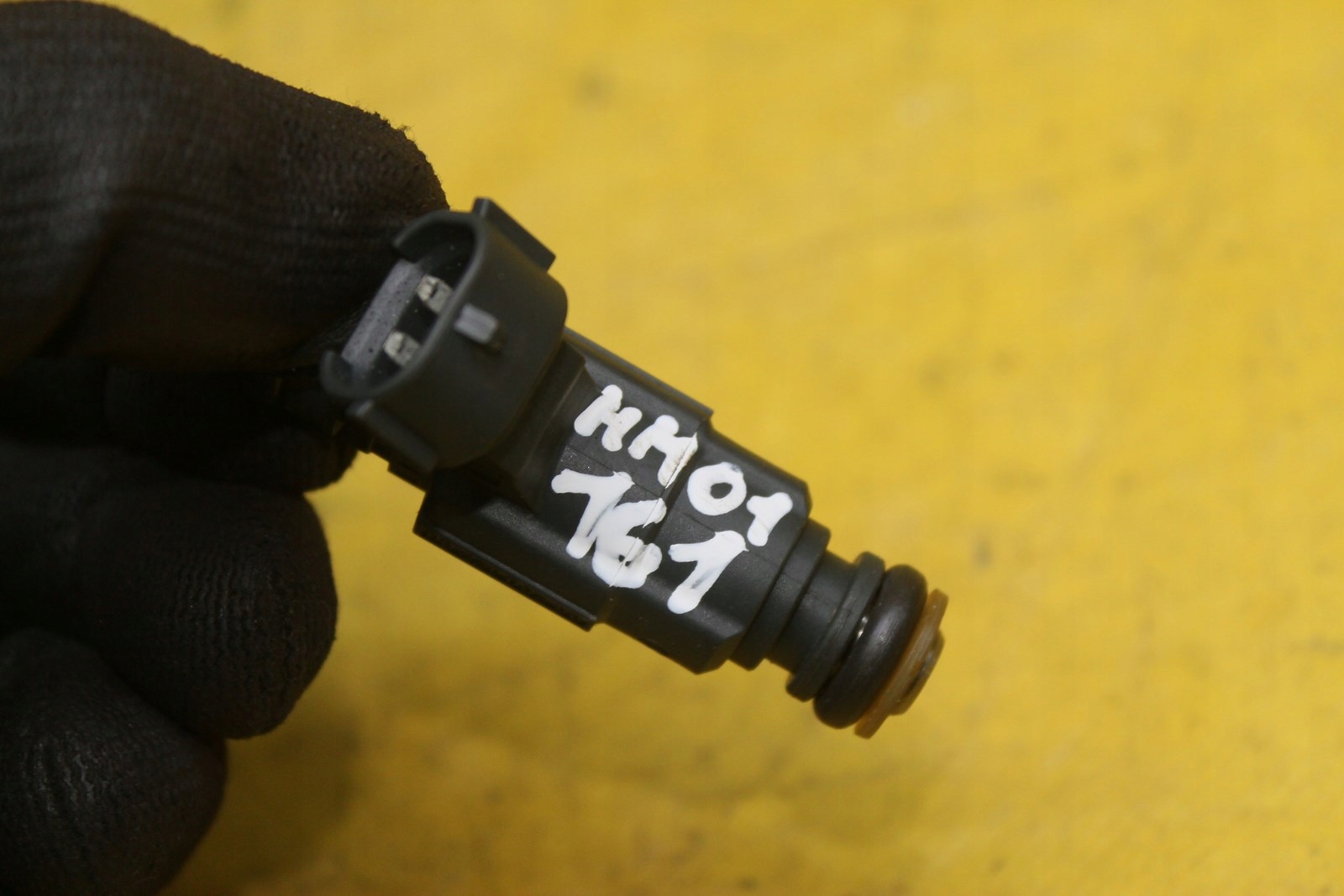 форсунка 9676017480 peugeot 208 1.2