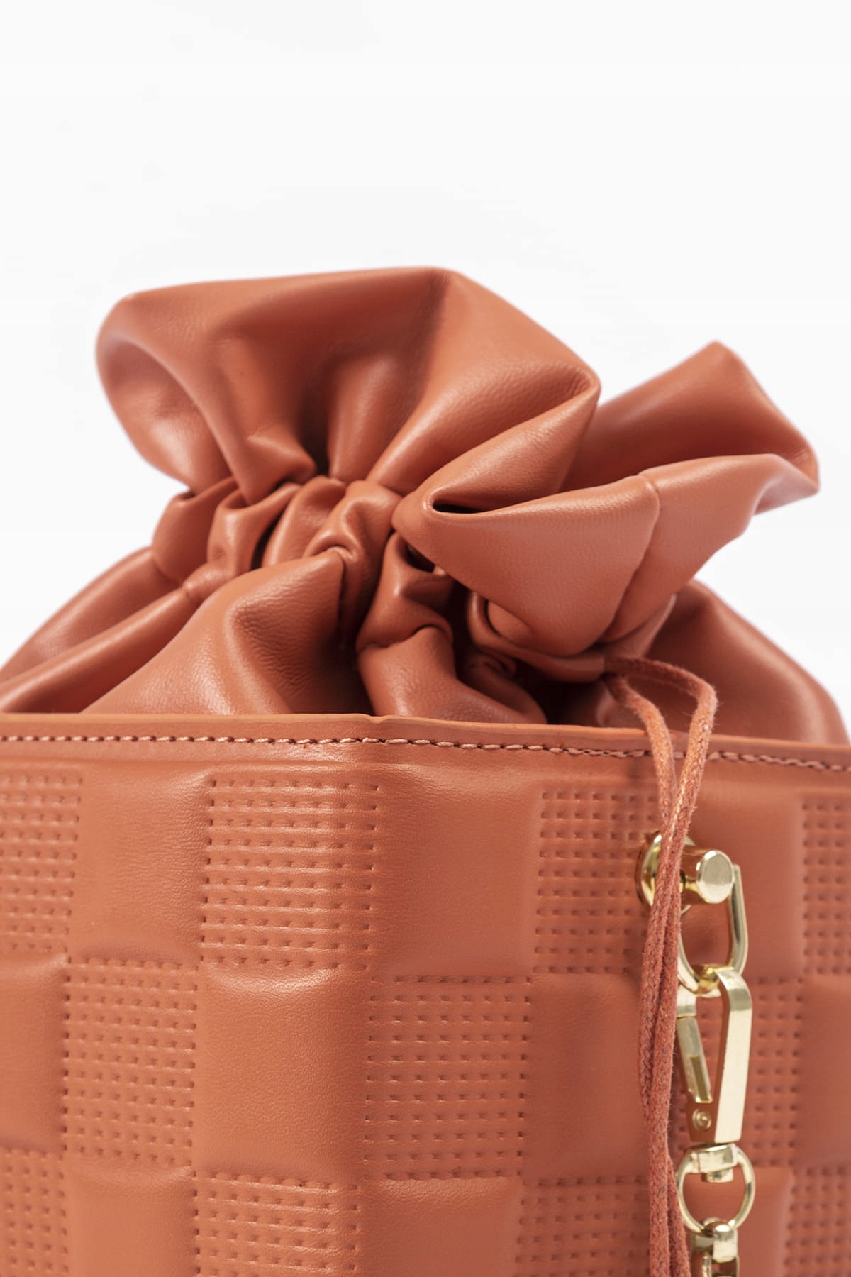 Torebka z pikowaniem POMARAŃCZOWA Wielkość mała (nie mieszcząca A4)