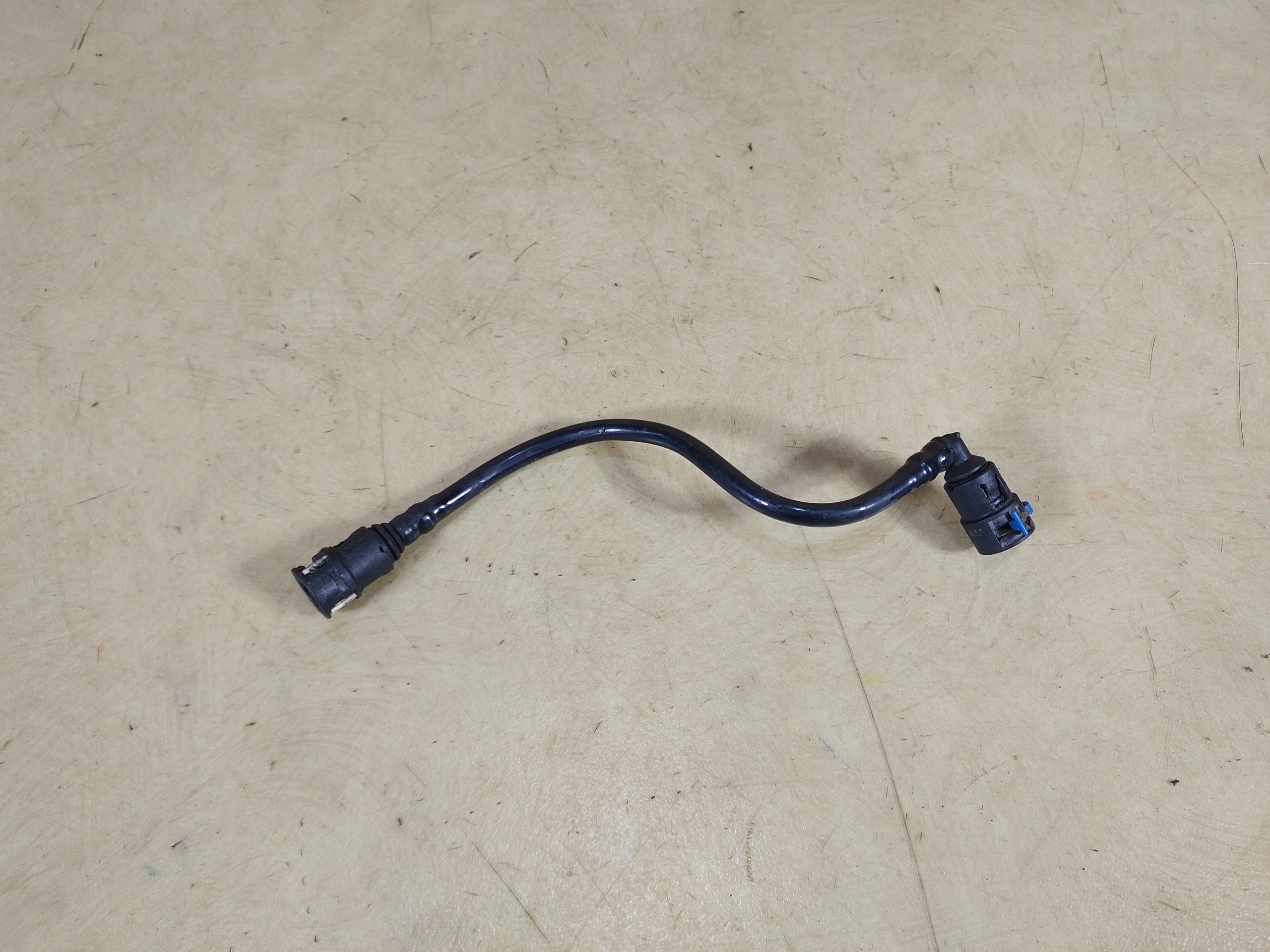 Fiesta MK7 тормозной шланг тормоза