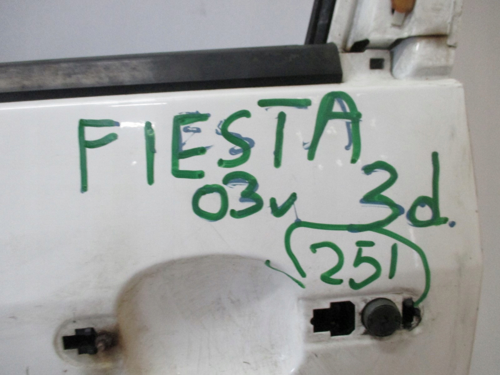 Tür links vorne FORD FIESTA 03R 3D