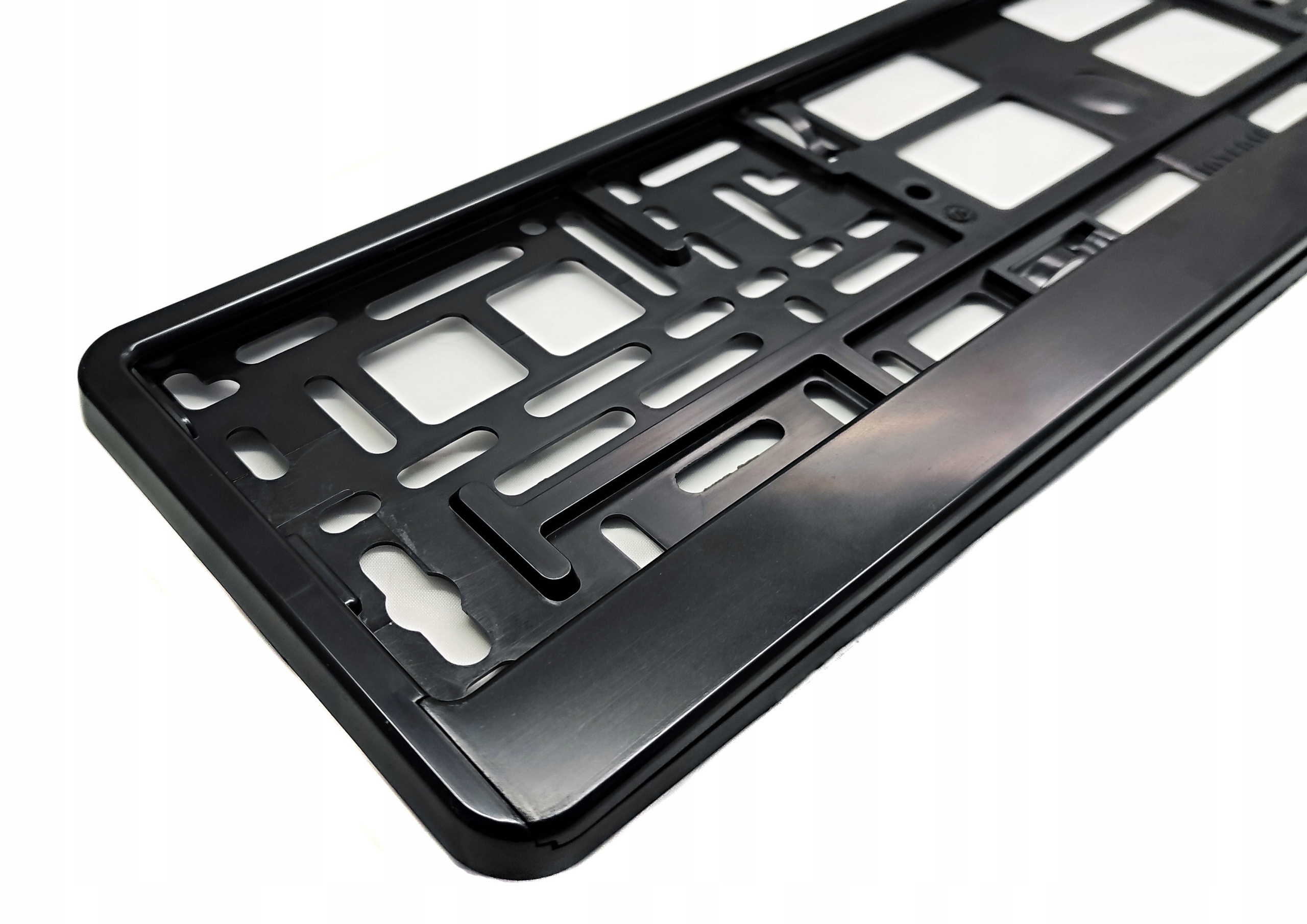 

Ramka do tablicy rejestracyjnej czarna ramki Ue