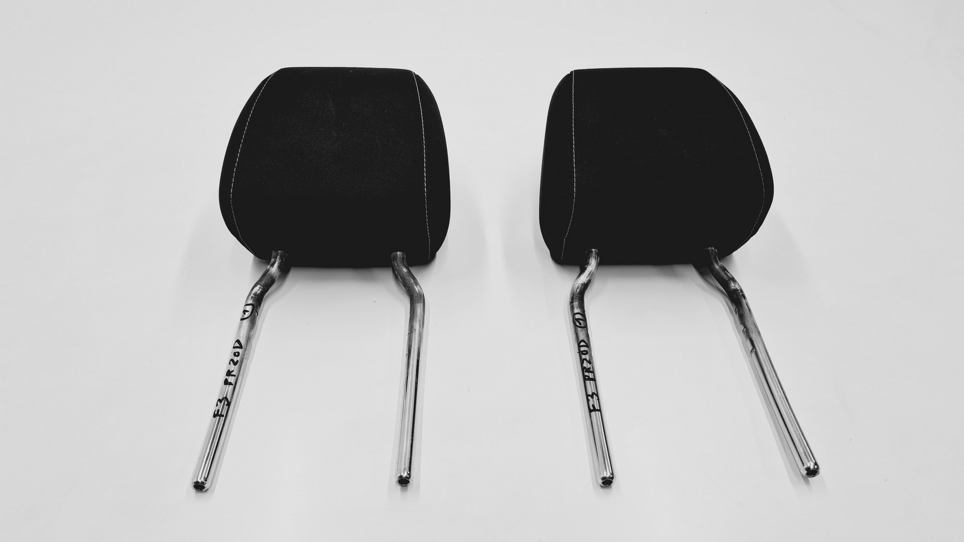 ZAGŁÓWEK FOTELA PRZÓD PRZEDNI FORD FOCUS MK3 Producent części Ford OE