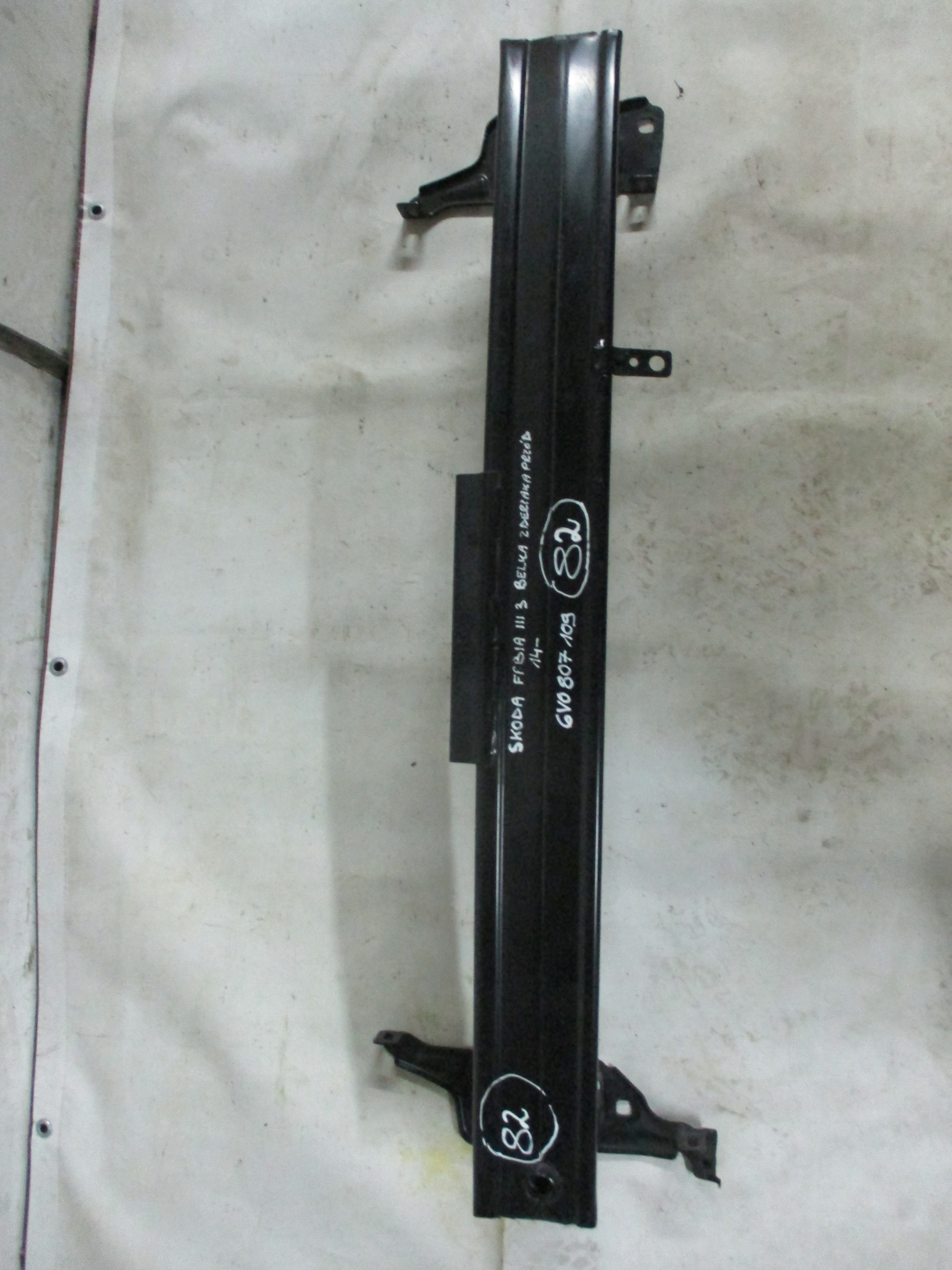 bumper support front Skoda Fabia 3 14r- 6V0807109