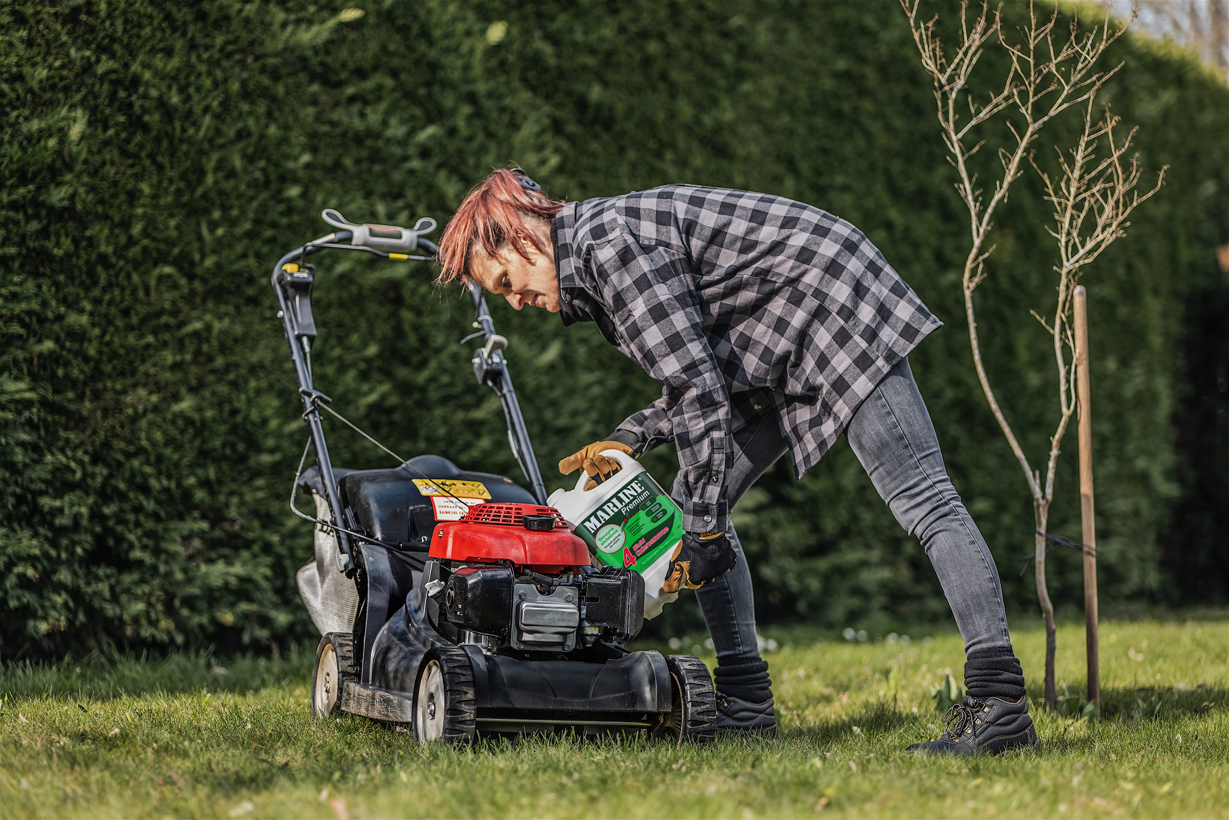 Benzyna do kosiarki agregatu prądotwórczego MARLINE Premium 4T - 5L Producent Marline