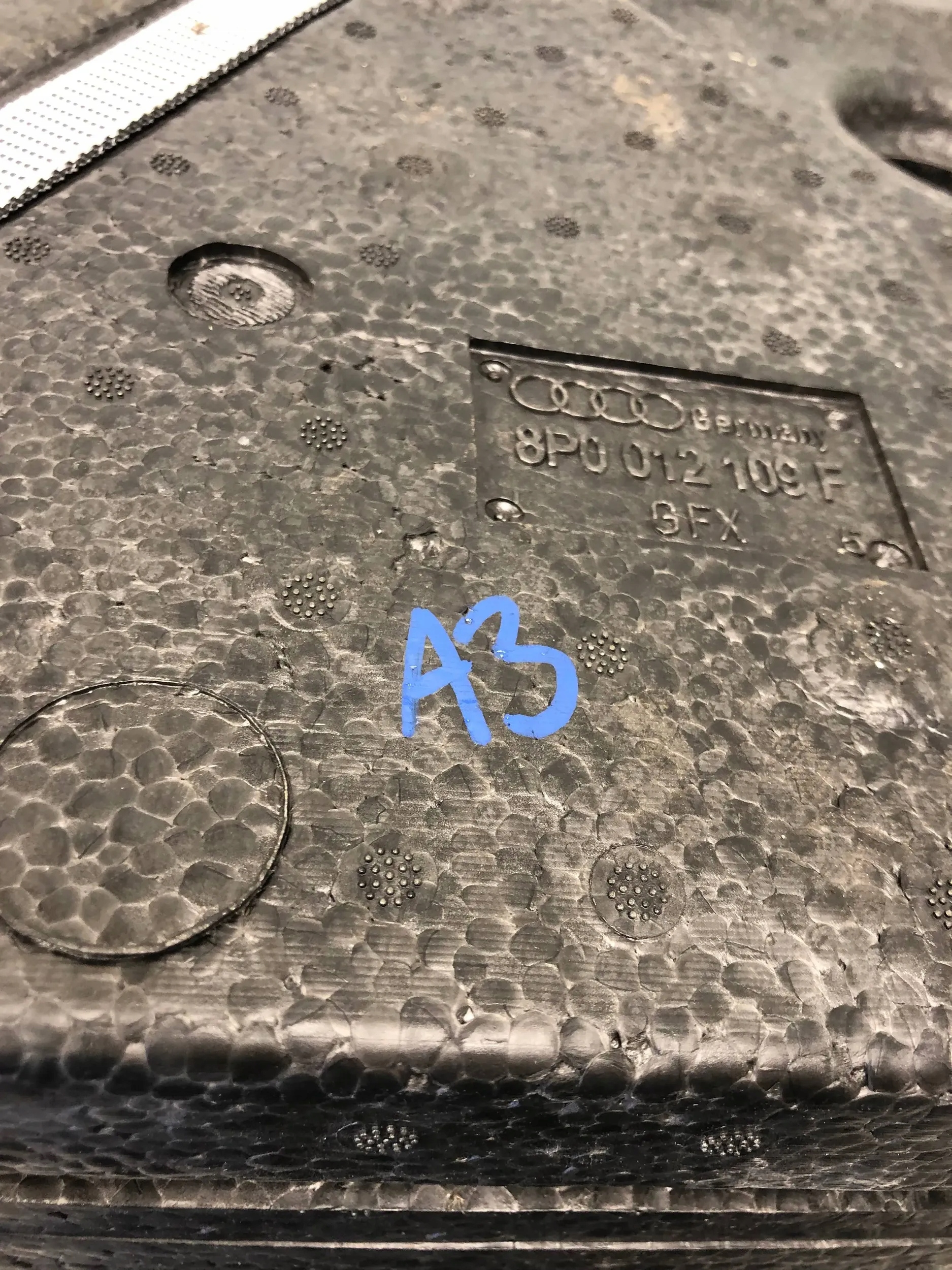 polystirene boot floor well AUDI A3 8P 8P0012109F