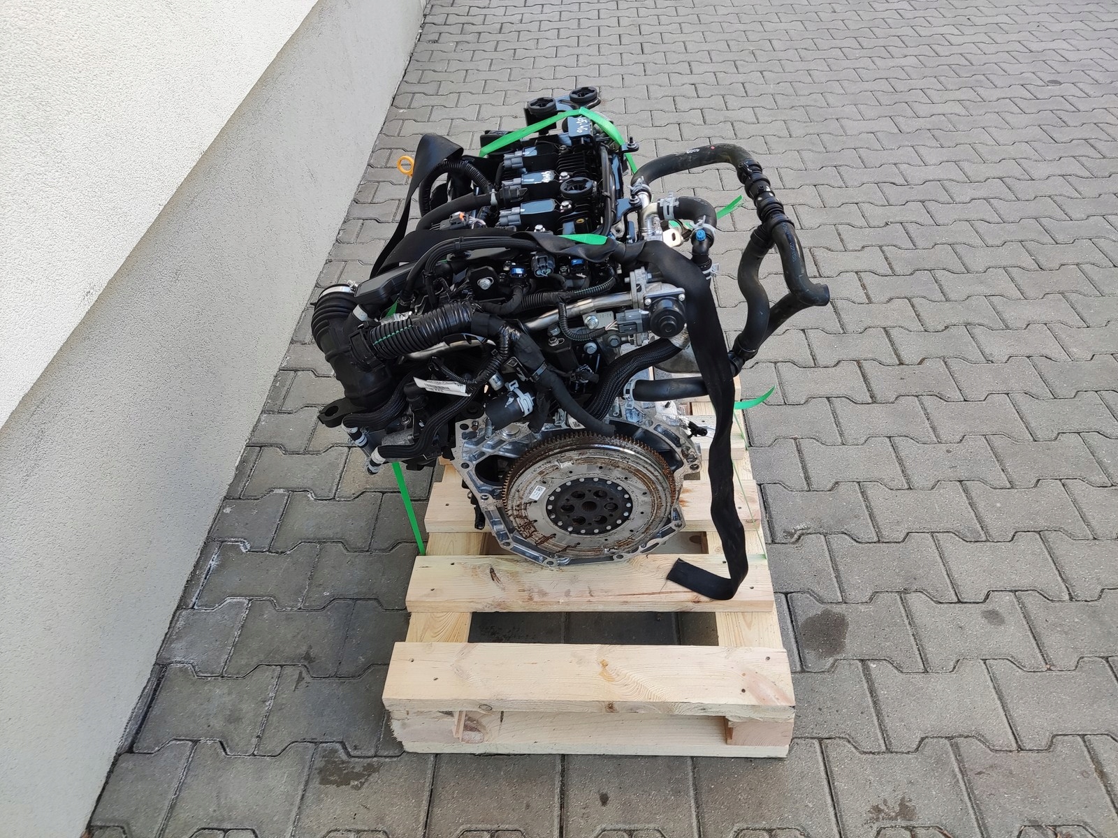engine complete injectors RENAULT CAPTUR II 1.6 E-TECH H4MC632 9500 KM