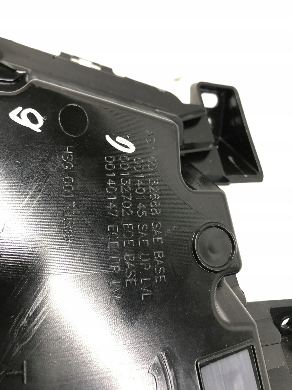 tesla MODEL S ГАЛОГЕН led правый 6005916-00-G