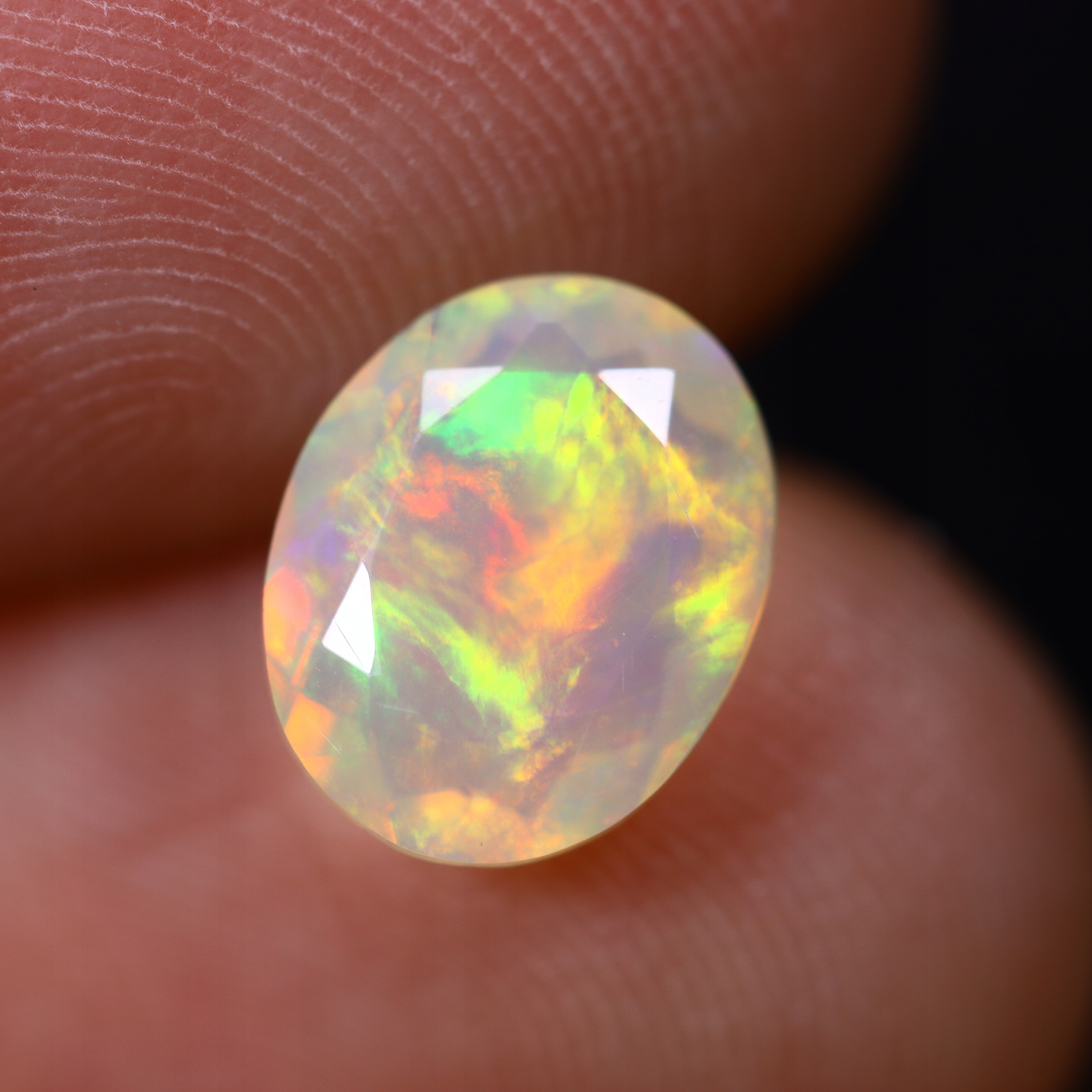 Přírodní opál 1.20 ct Ovál Etiopie certifikát Wbd