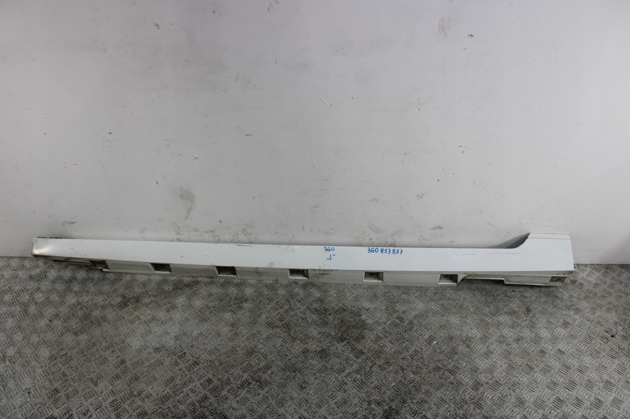 cap threshold threshold left VW PASSAT B8 3G0 3G9 3G0853857