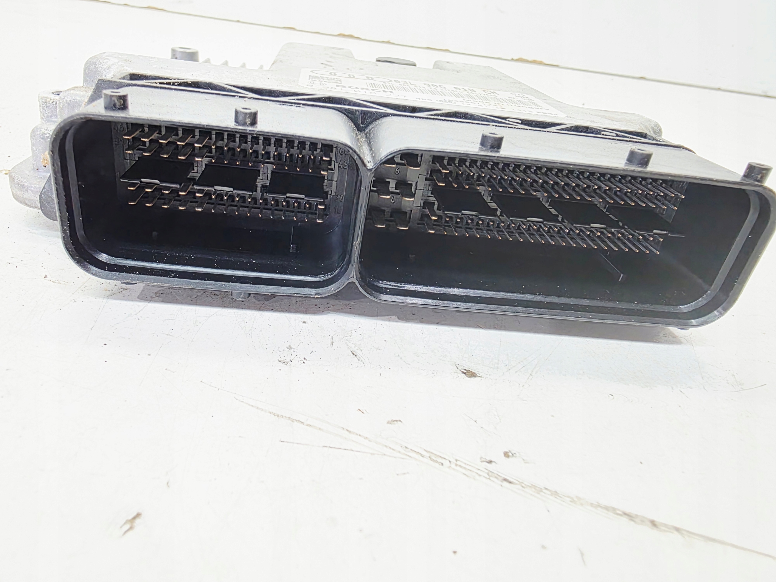 computer control unit of the engine AUDI Q3 8U 2.0 TDI 03L906018ES 03L906018CN