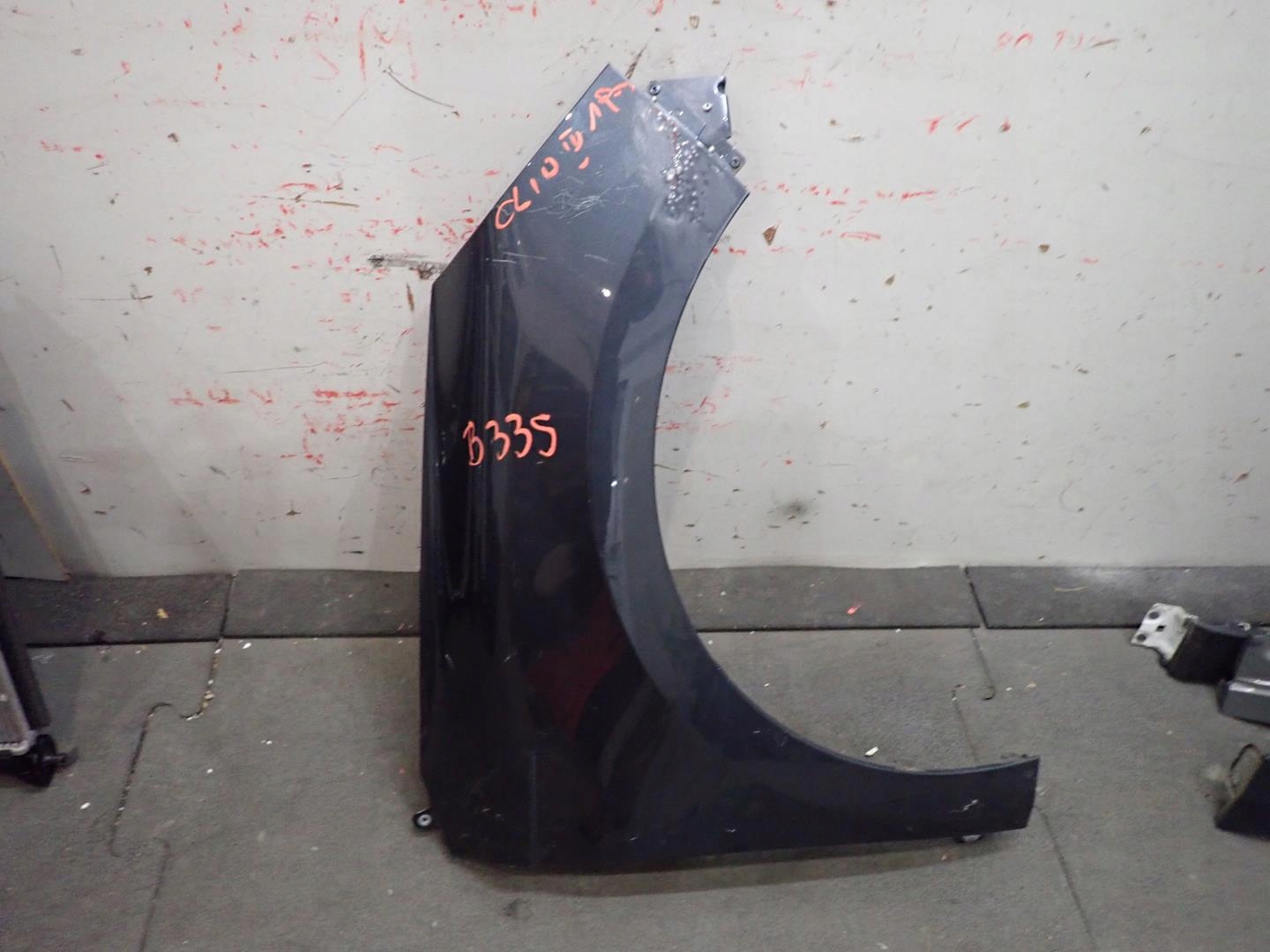fender front front right RENAULT CLIO V 2019