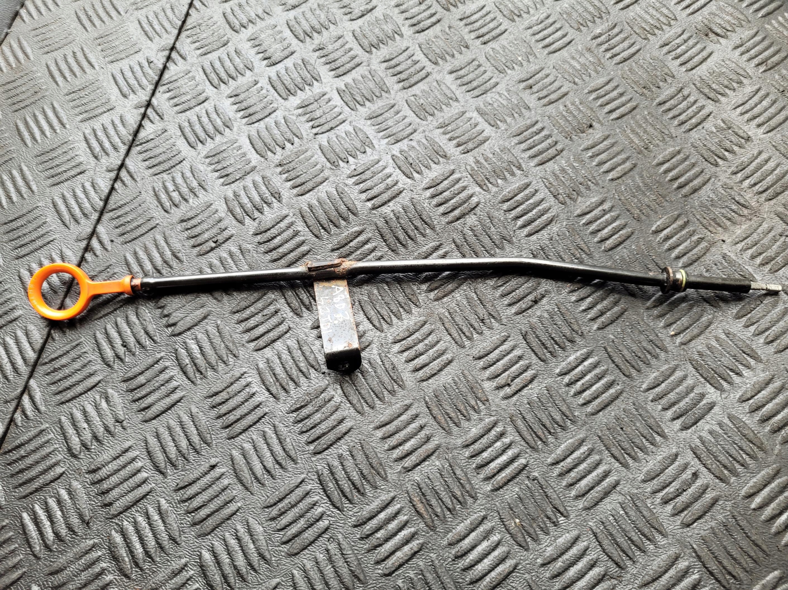 BAGNET Ölpeilstab 057115630P AUDI A8 D3 4.2 TDI BVN 08