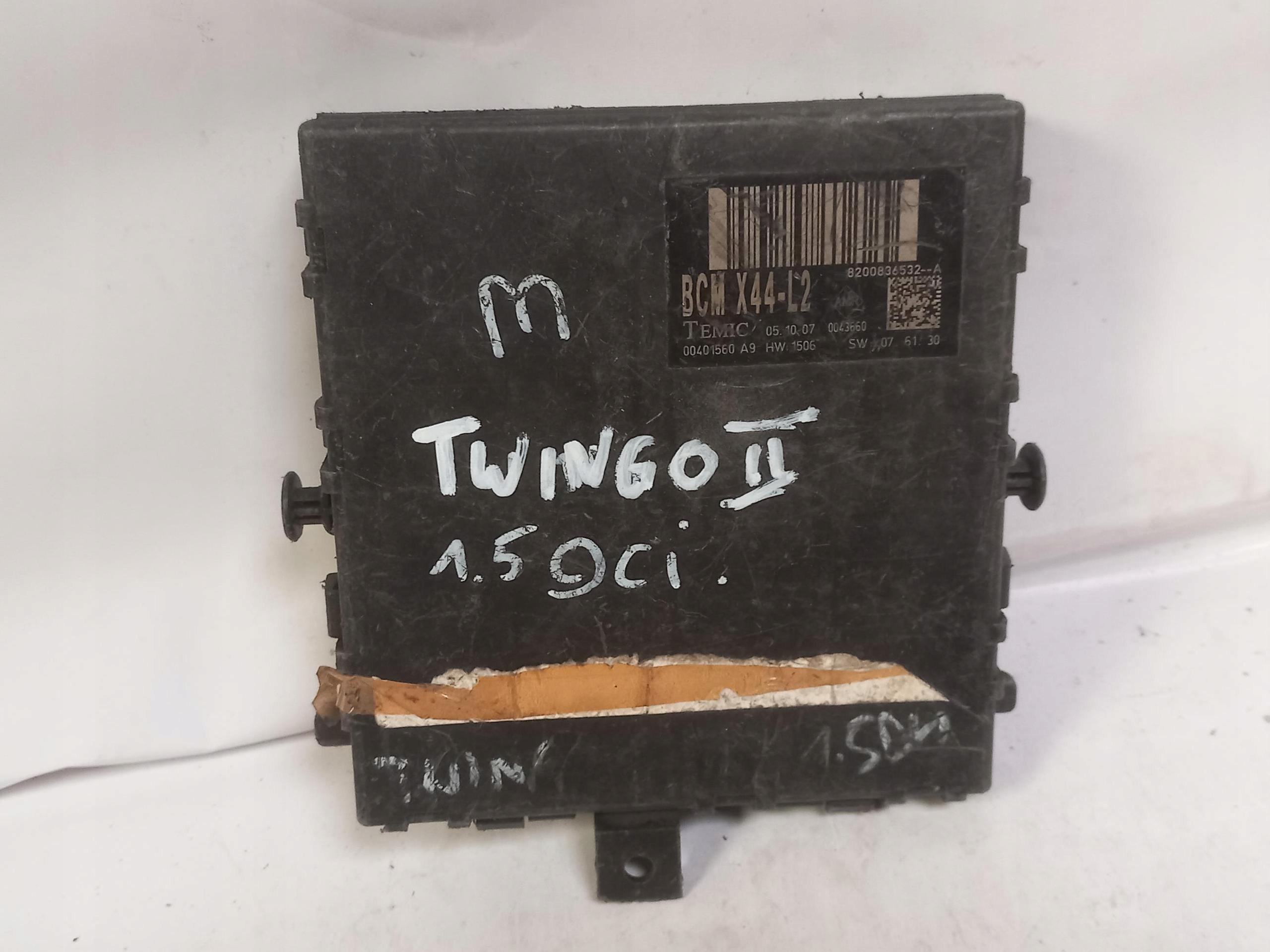 control unit module BCM X44-L2 RENAULT TWINGO II 1.5 DCI 8200836532-A 07-14