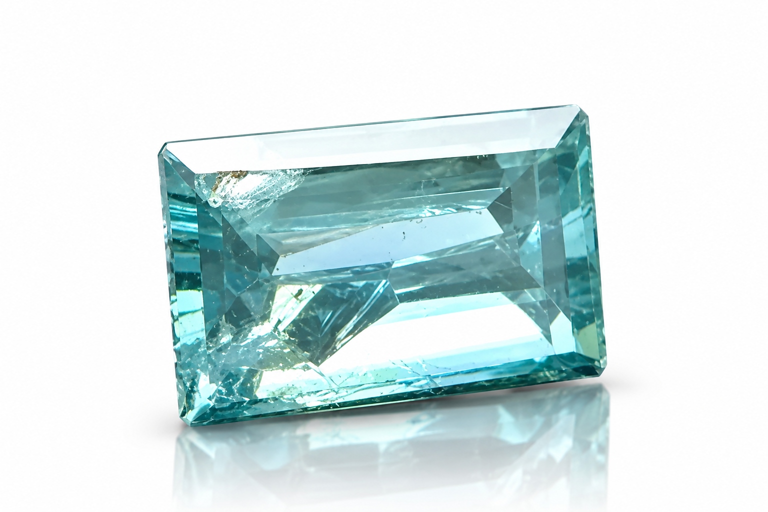 Přírodní diamant 0.02 ct modrá bageta certifikát Wbd