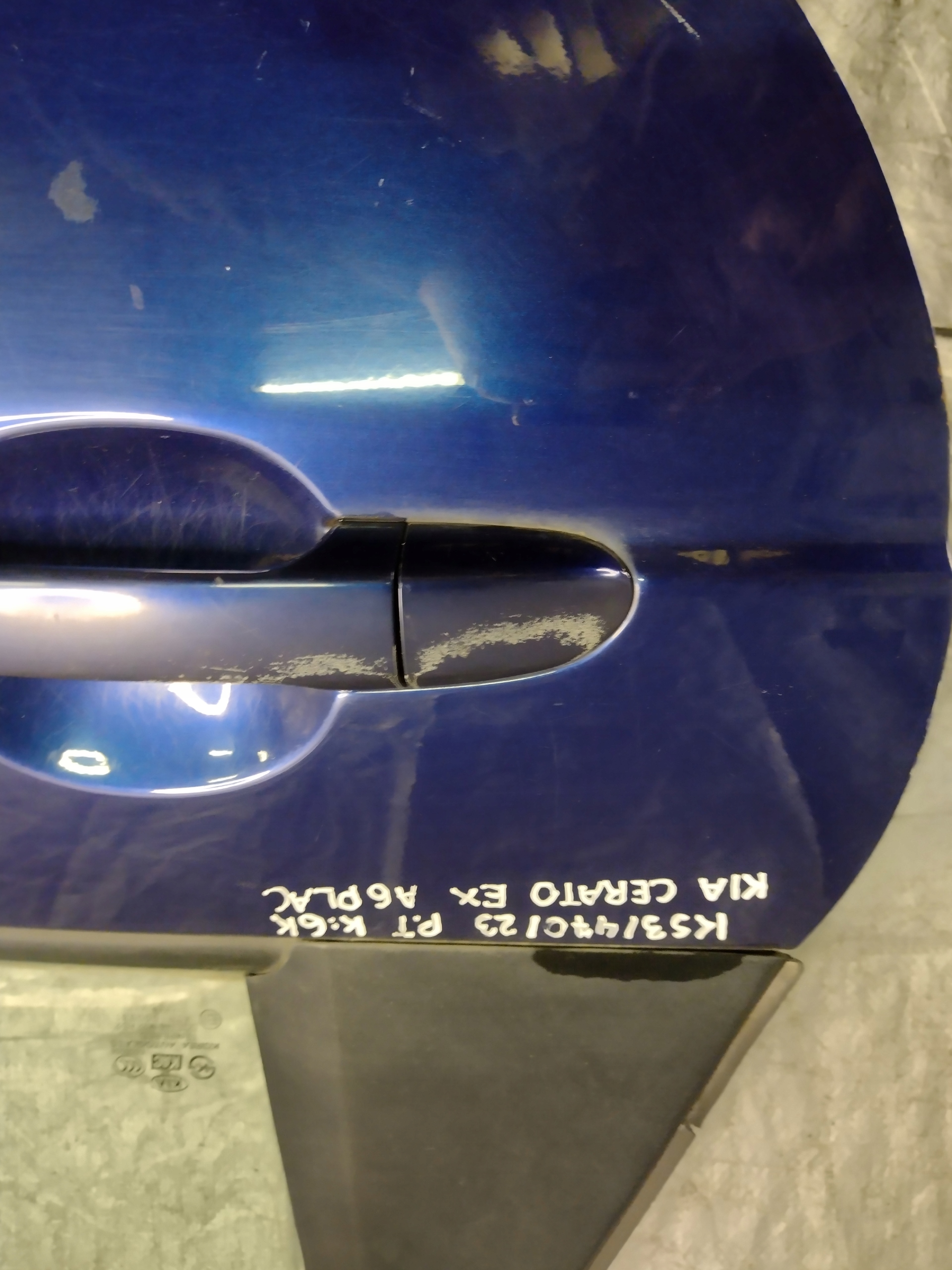 door right rear. KIA Cerato EX HB k: 6k