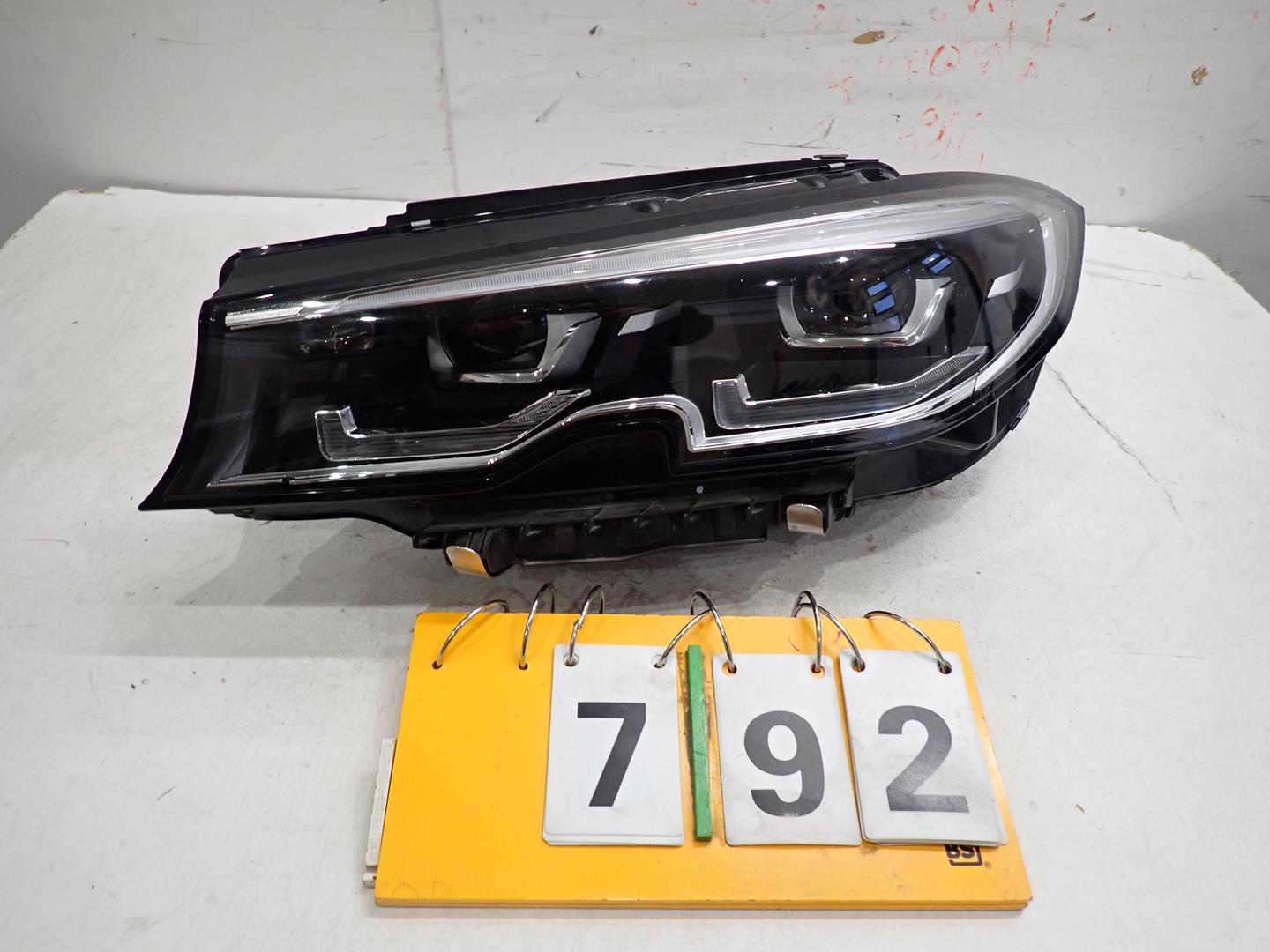 light front front left BMW 3 G20 G21 2018- FULL LED 9481701-08