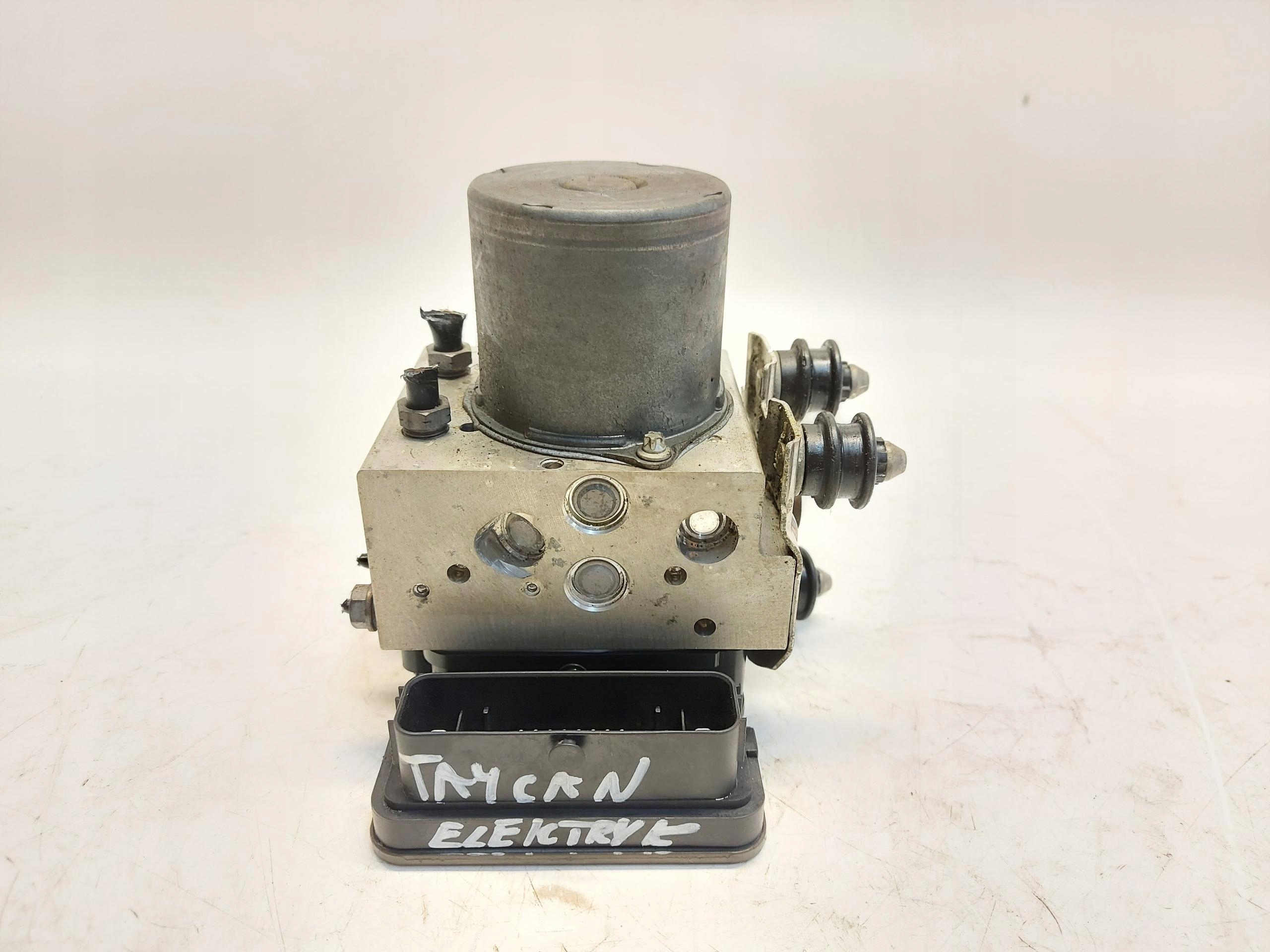 Porsche Taycan GTS 9J1 2023r pump control unit ABS 9J1614095S