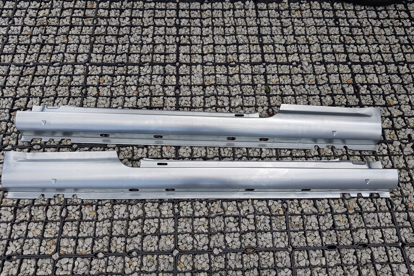 Prahy Volkswagen Golf IV 4 pravé levé, 3-dveřové, pozinkované