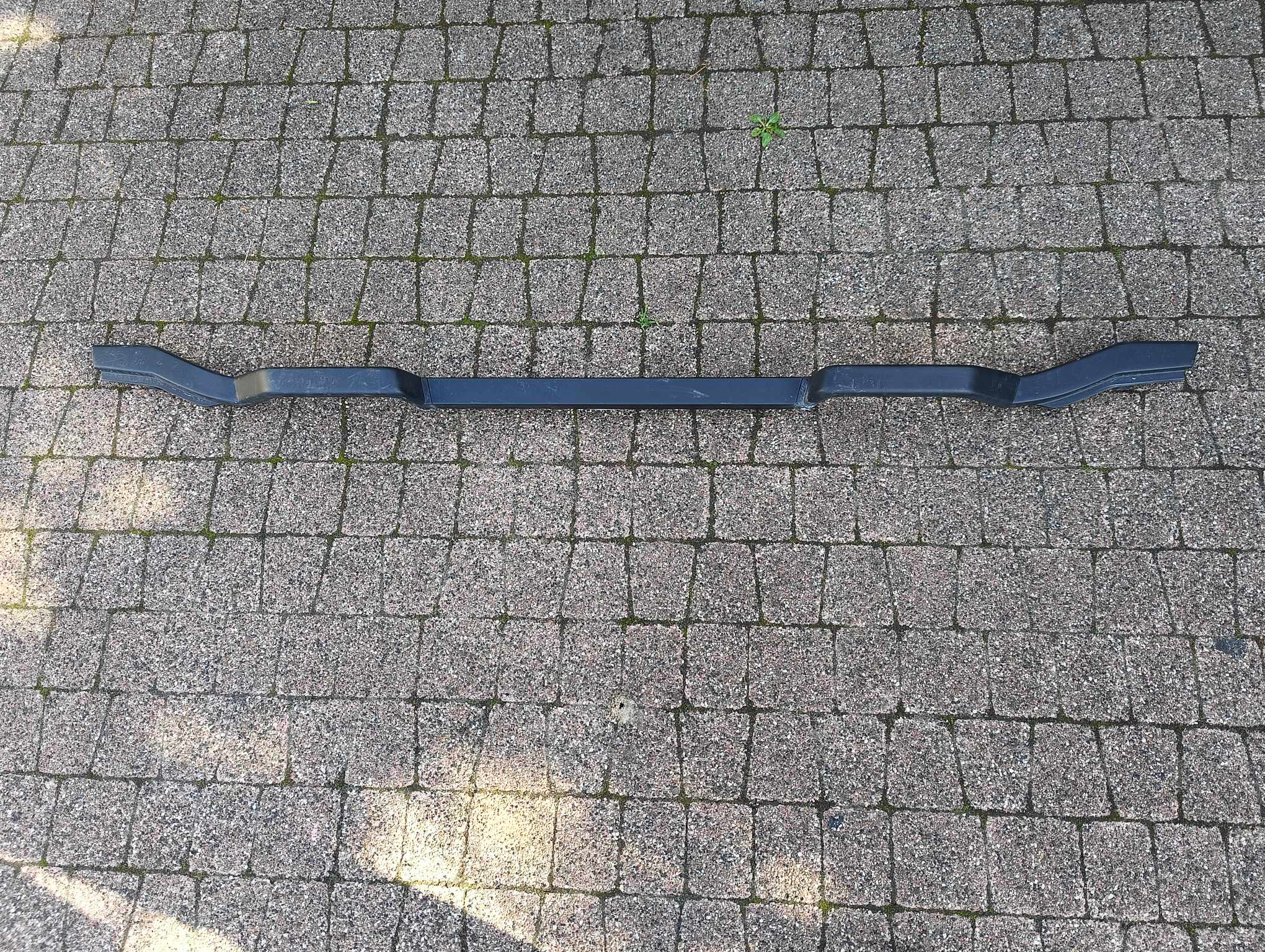 Uchwyt mocowanie grilla Scania R NGS 2680451