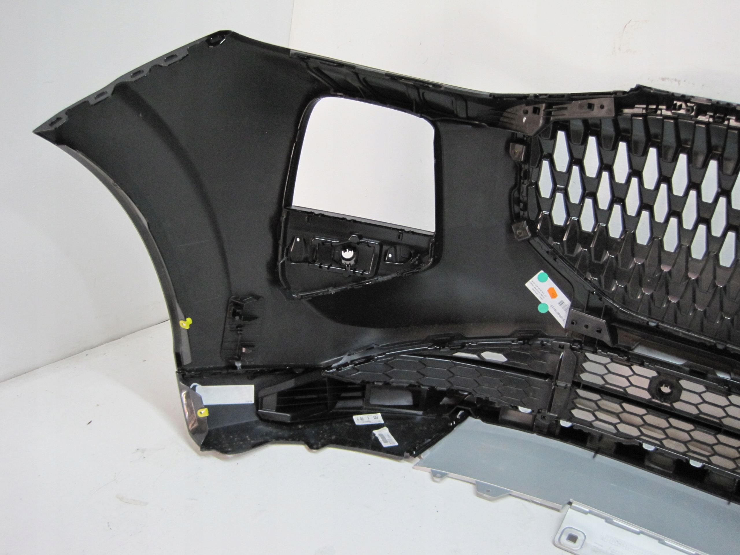 bumper AUDI Q3 83H 25R front front