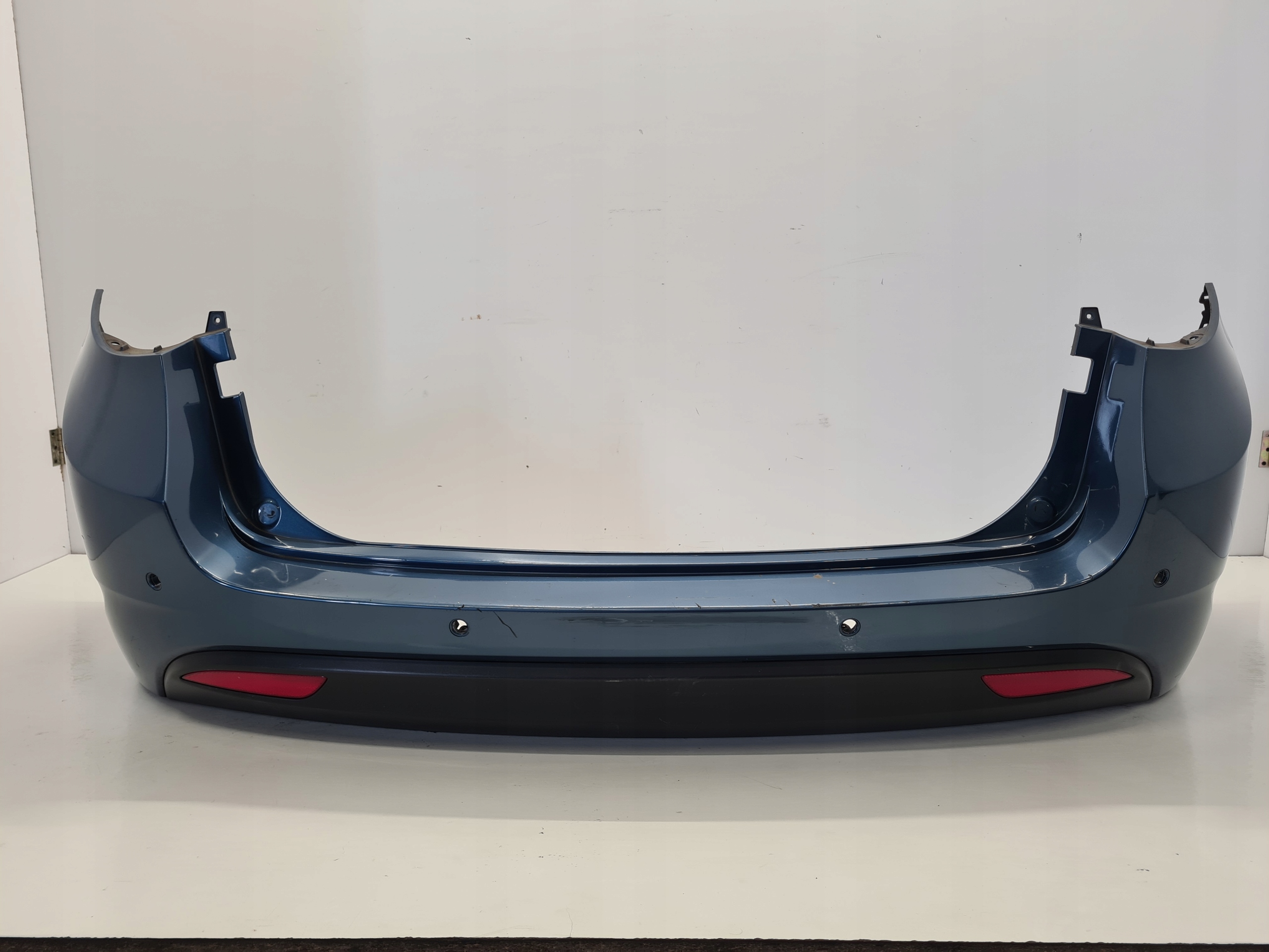 HYUNDAI I40 KOMBI ZDERZAK TYŁ TYLNY YU6