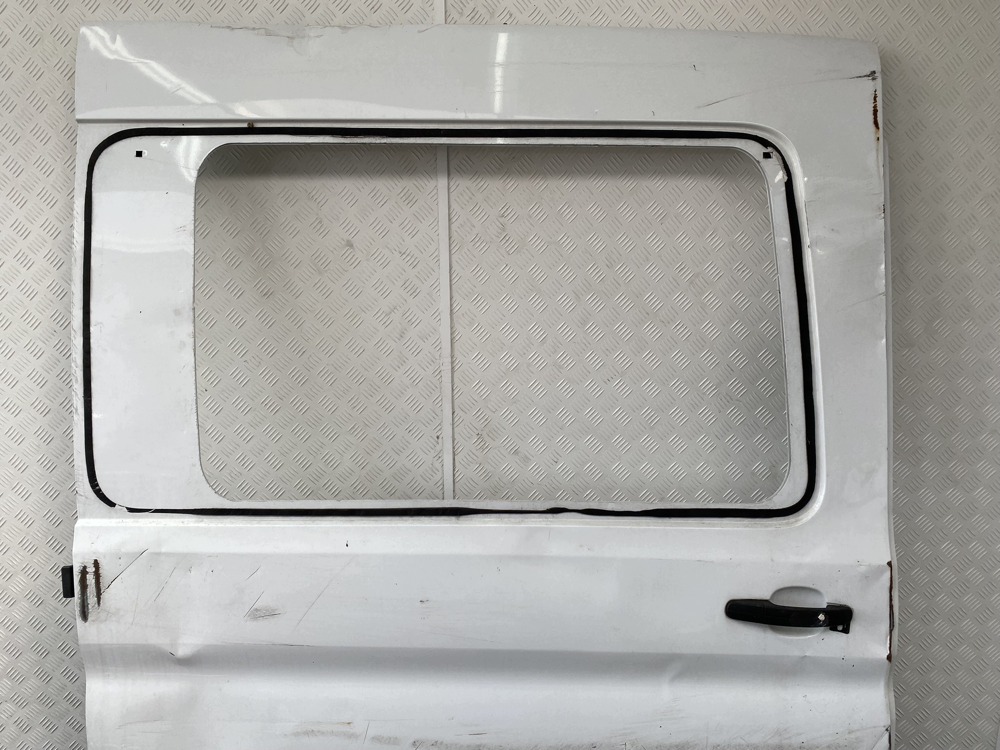 FORD TRANSIT MK8 13-25 door sliding side right below SZYBE original