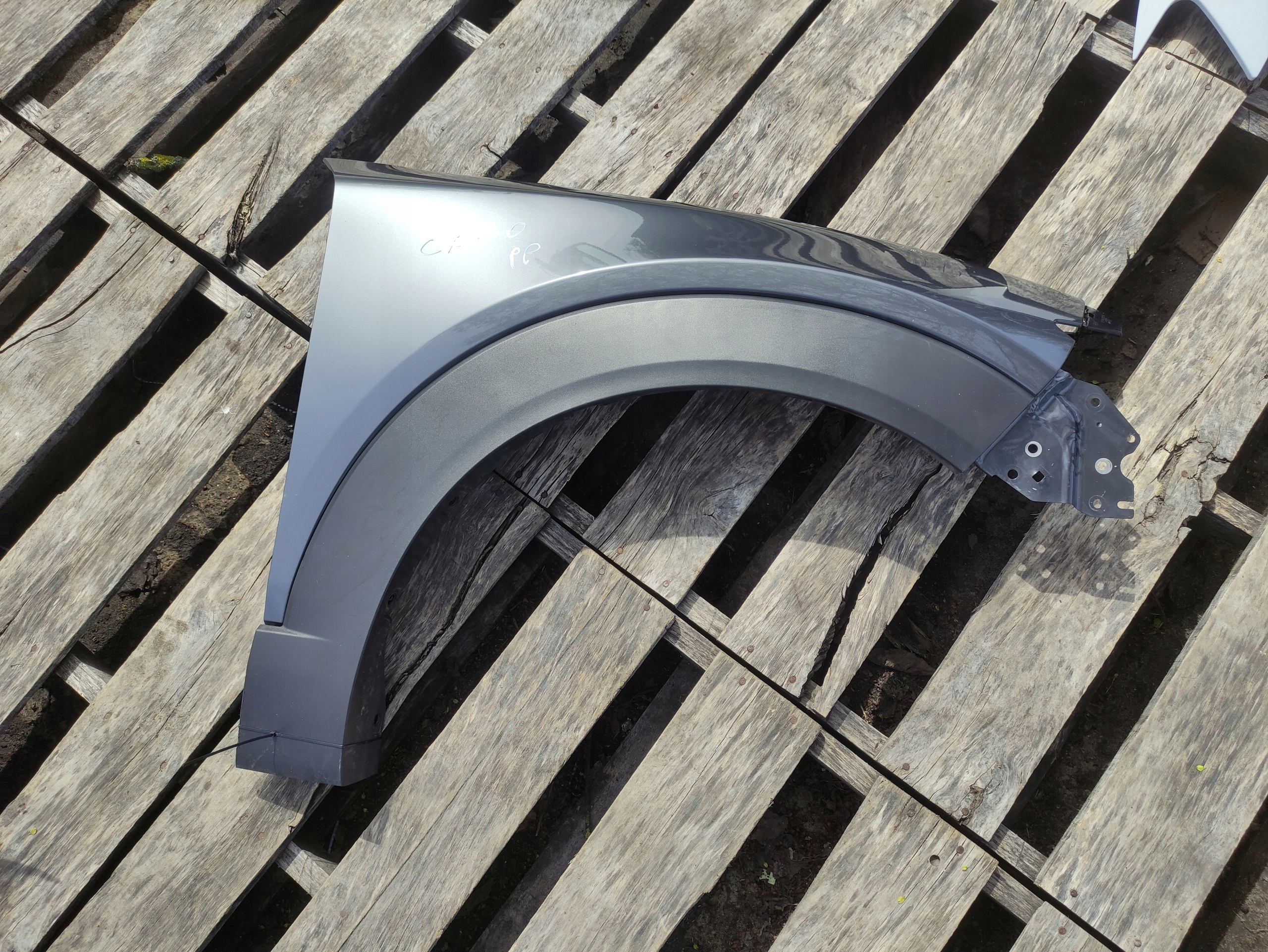 MAZDA CX-30 BŁOTNIK PRAWY PRZEDNI PRZÓD LISTWA NAKŁADKA