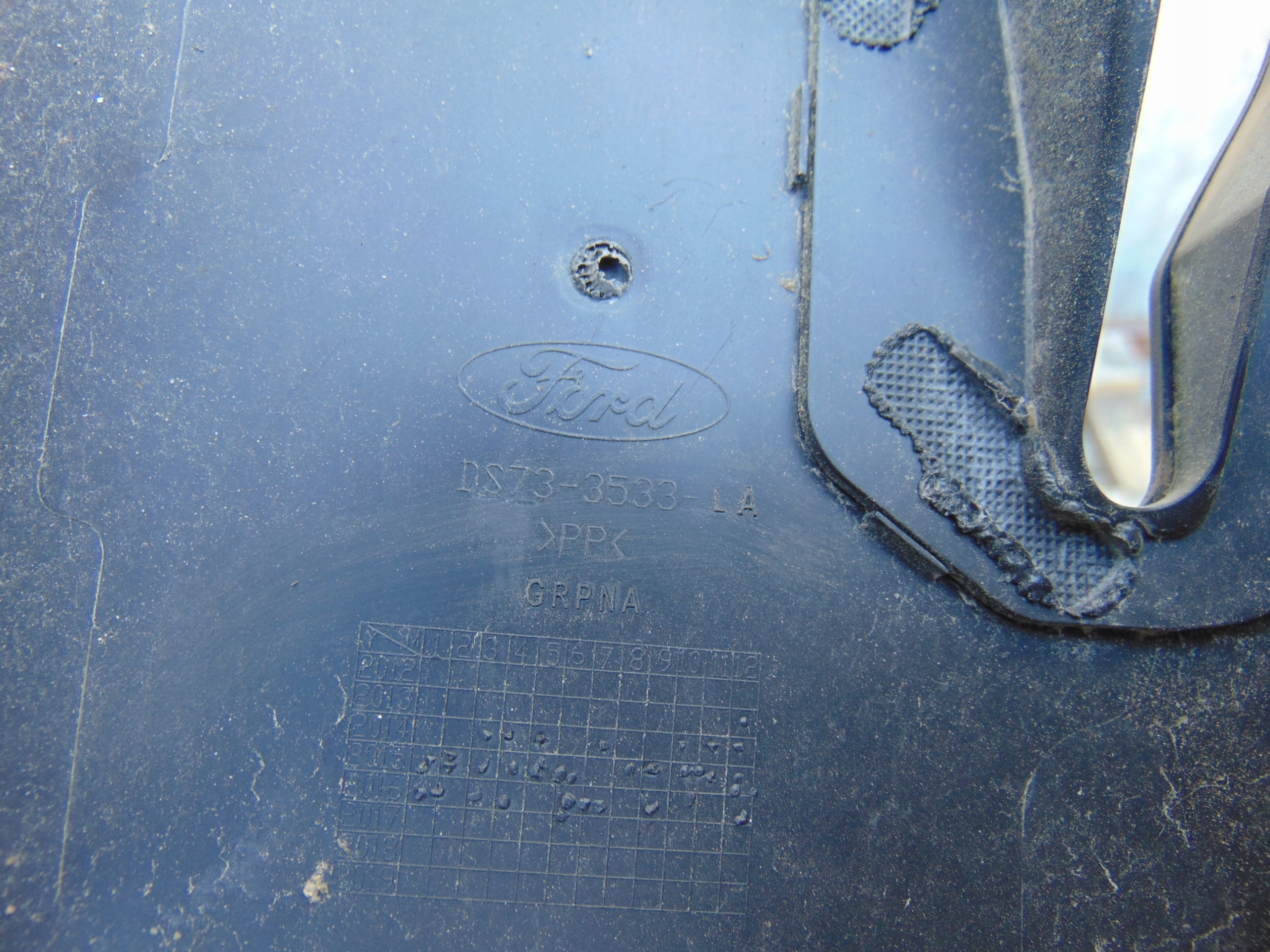 OSŁONA KOLUMNY KIEROWNICY FORD MONDEO MK5 Producent części Ford OE