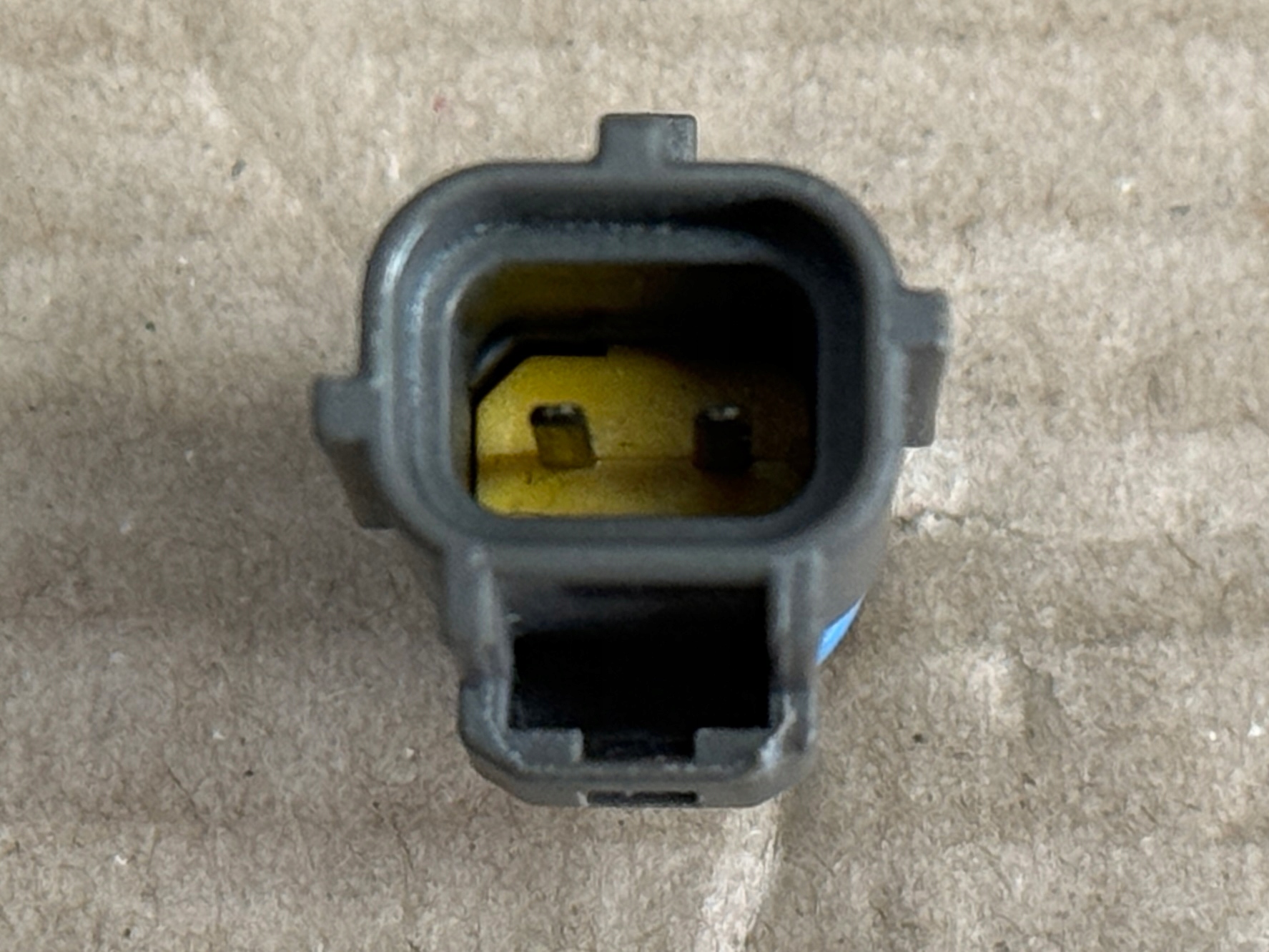 FORD Sensor TEMPERATURY luft ZASYSANEGO DS7A-12A697-AA
