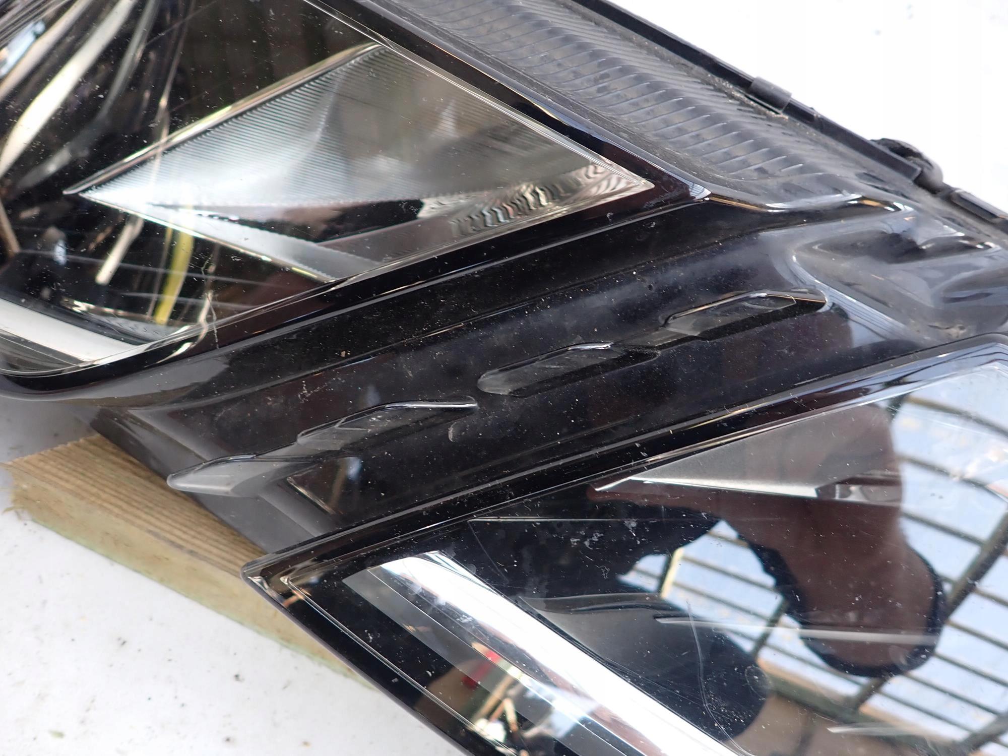 SKODA OCTAVIA III 3 LIFT 16-20 light front front left