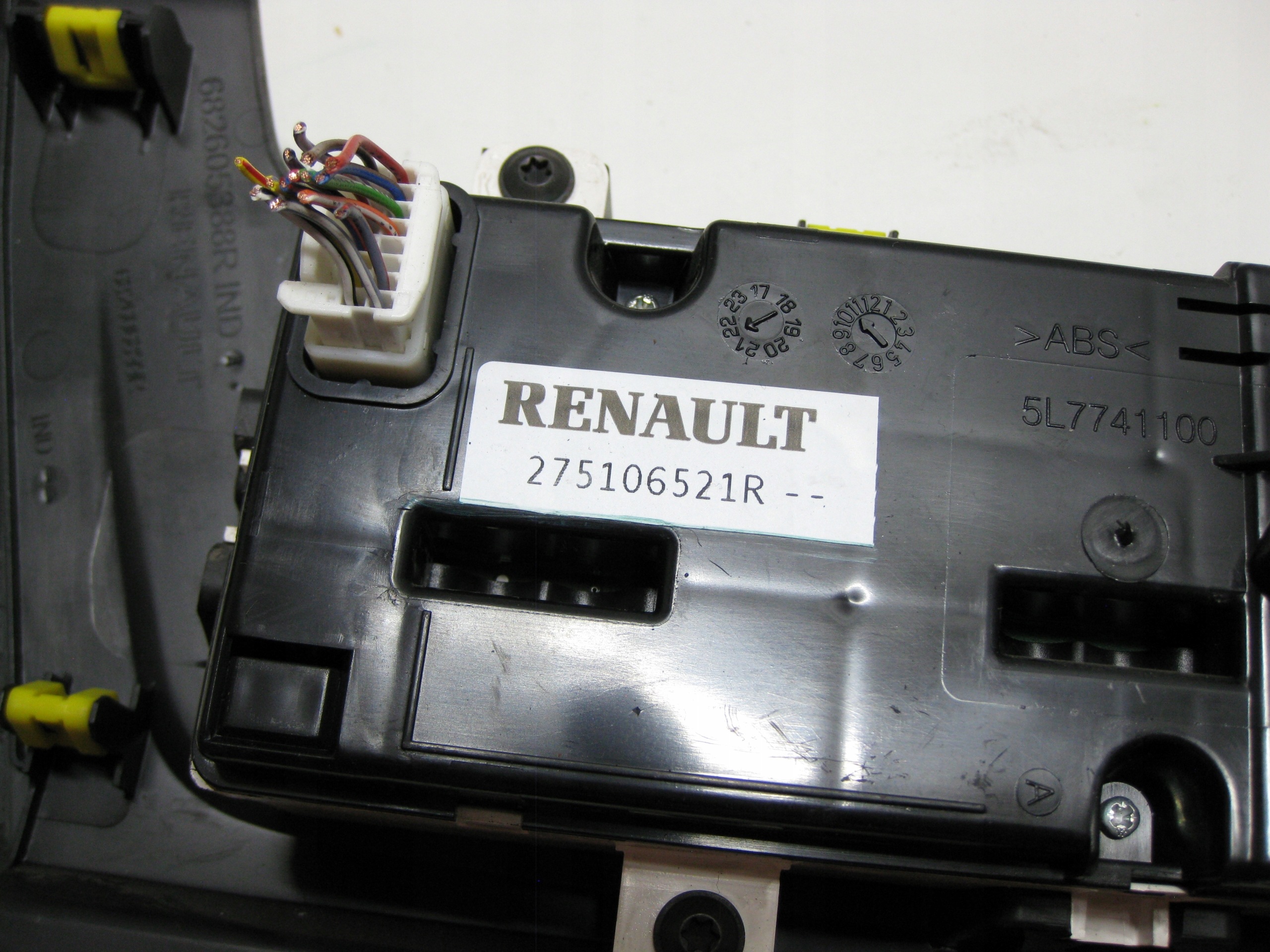 RENAULT MASTER III PANEL switch air conditioning devices 275106521R