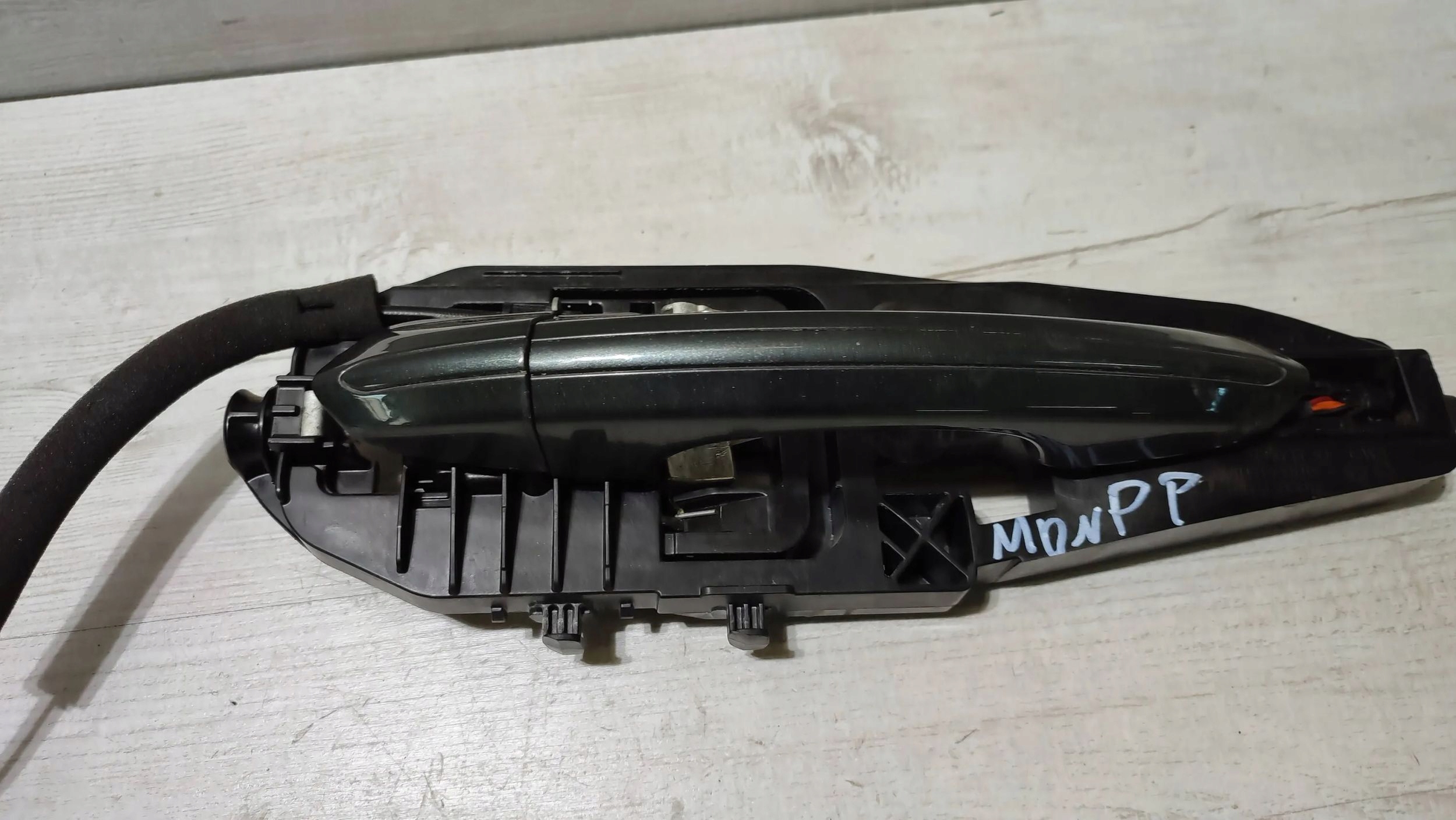 Ford Mondeo MK5 16r 2.0TDCi front side right handle exterior