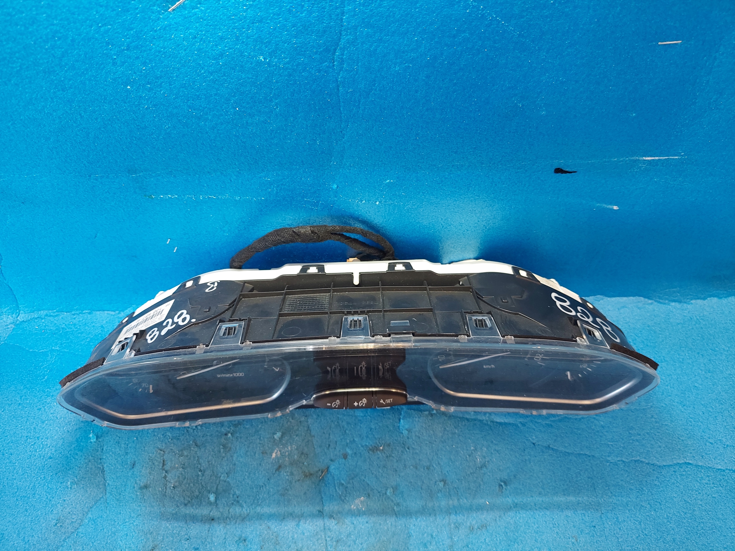 dials clock PEUGEOT 208 981384878001