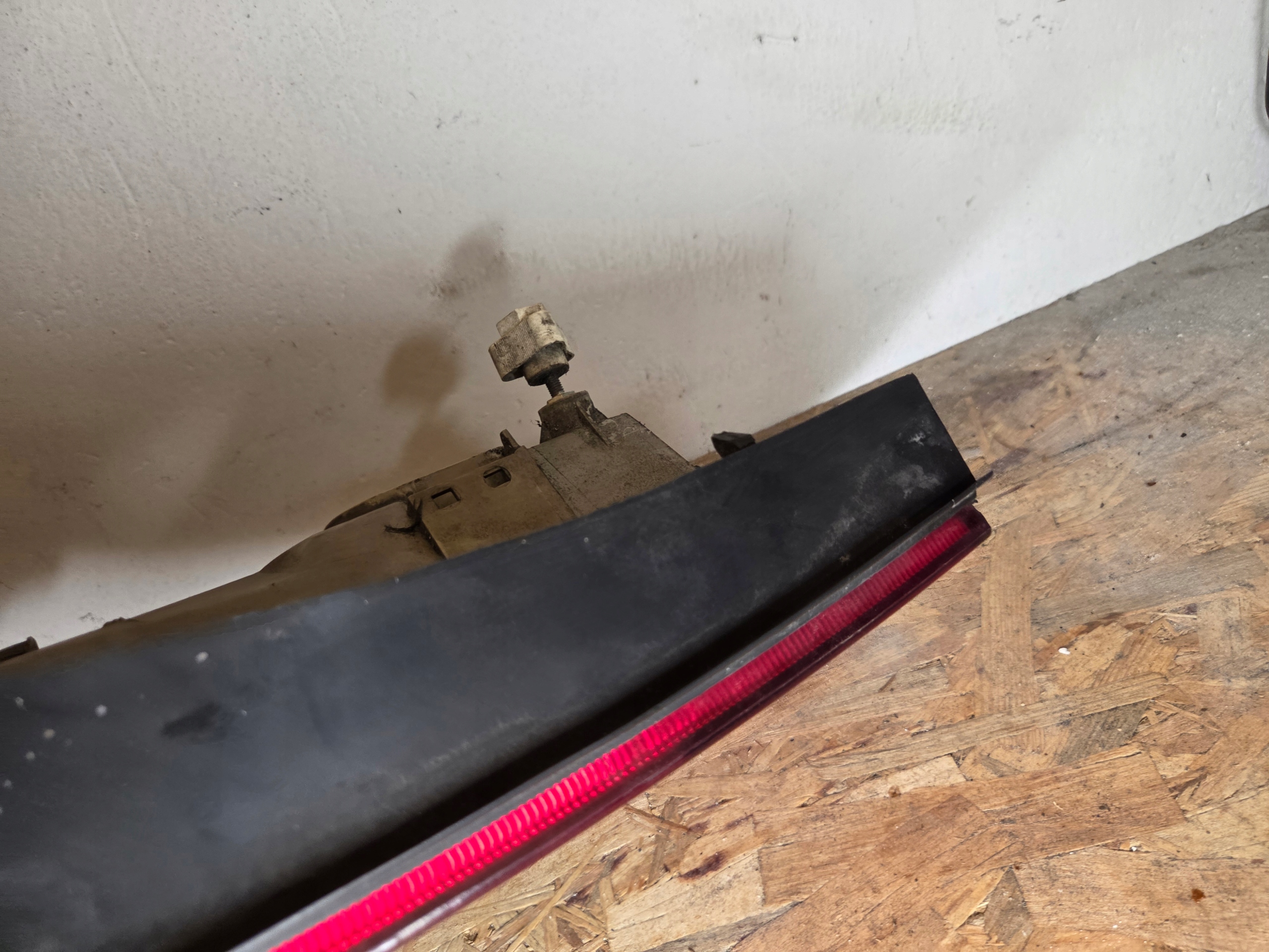 light left rear part left rear OPEL ZAFIRA A LIFT DYMIONA