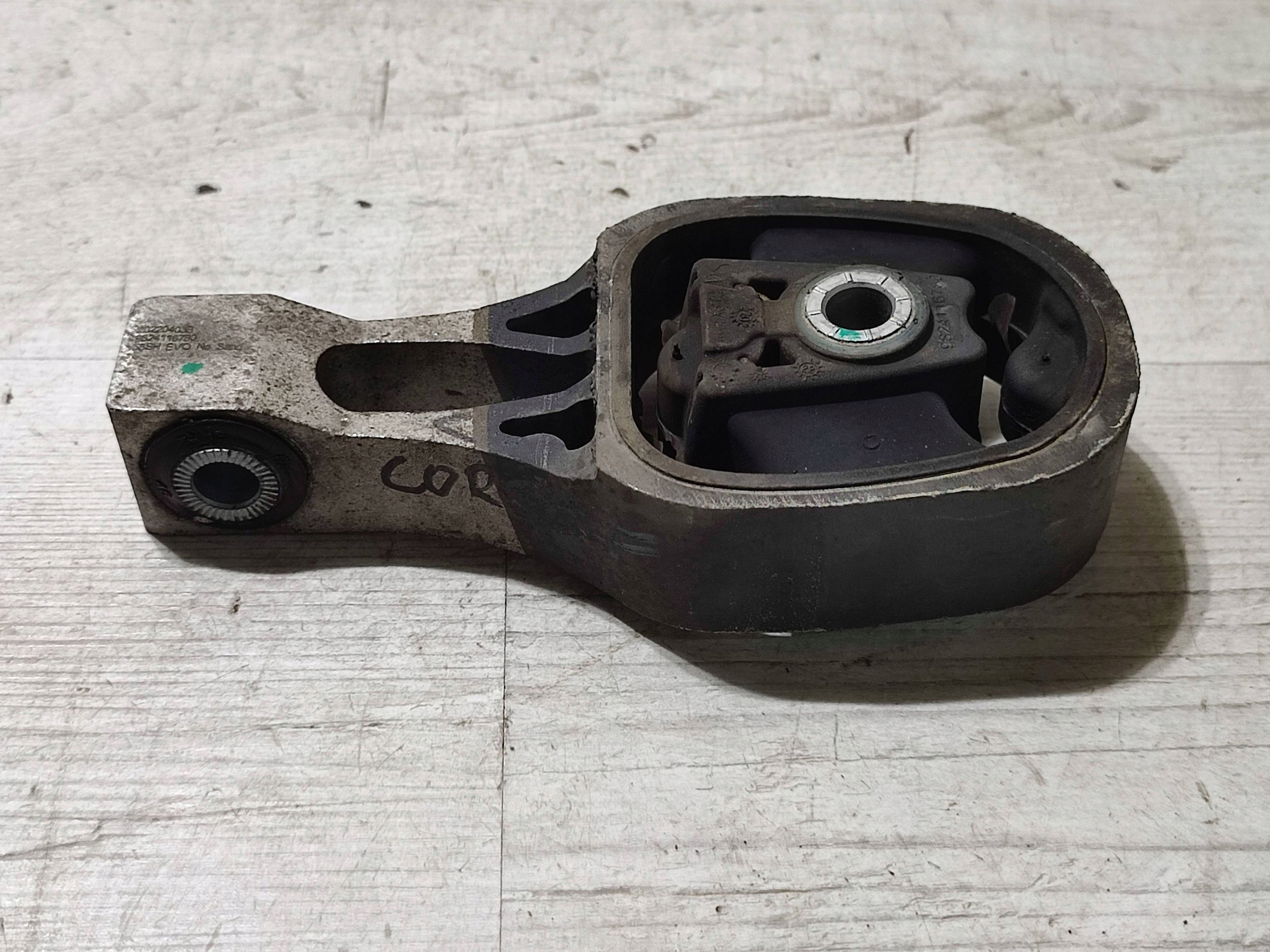 Opel Corsa F 2022 console engine mount
