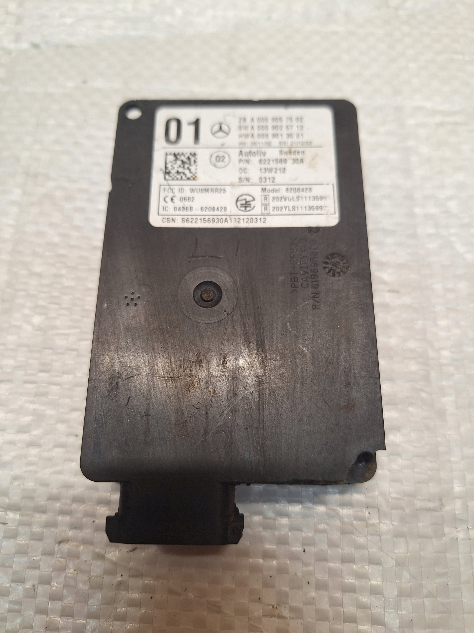 Mercedes radar disctronik czujnik martwego pola a0009057502