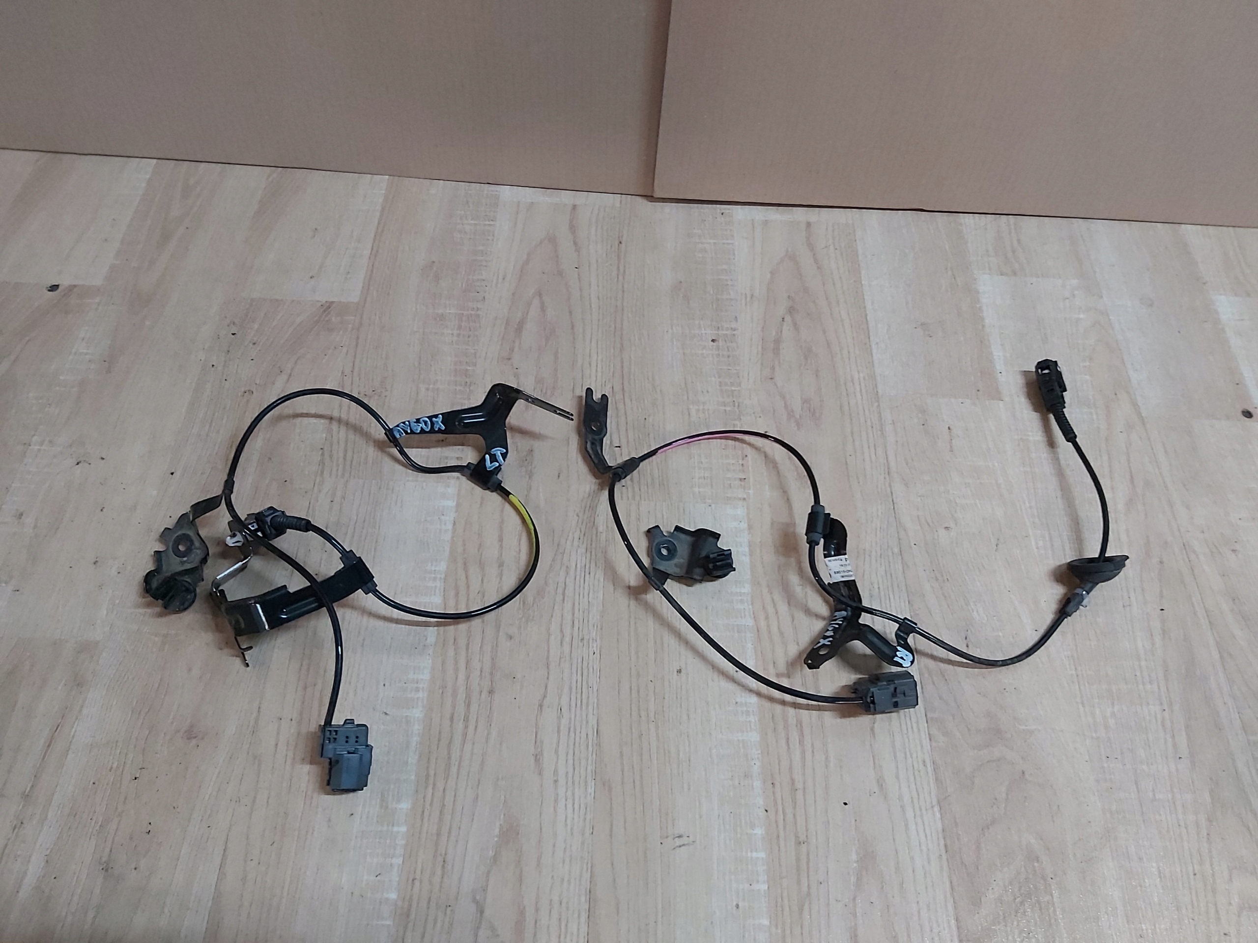 89516-0H020 - Toyota AYGO x CROSS жгут проводов ABS задний левый