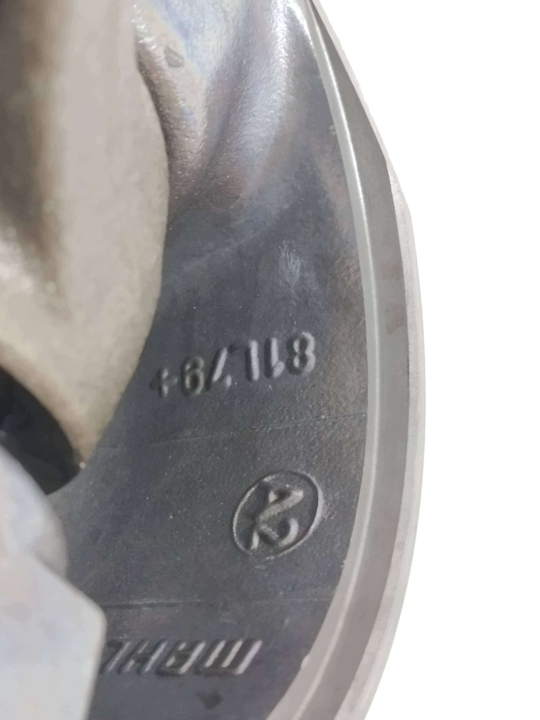 pistone biella 81L79 2.4 D Volvo S60 e (2000-2009)