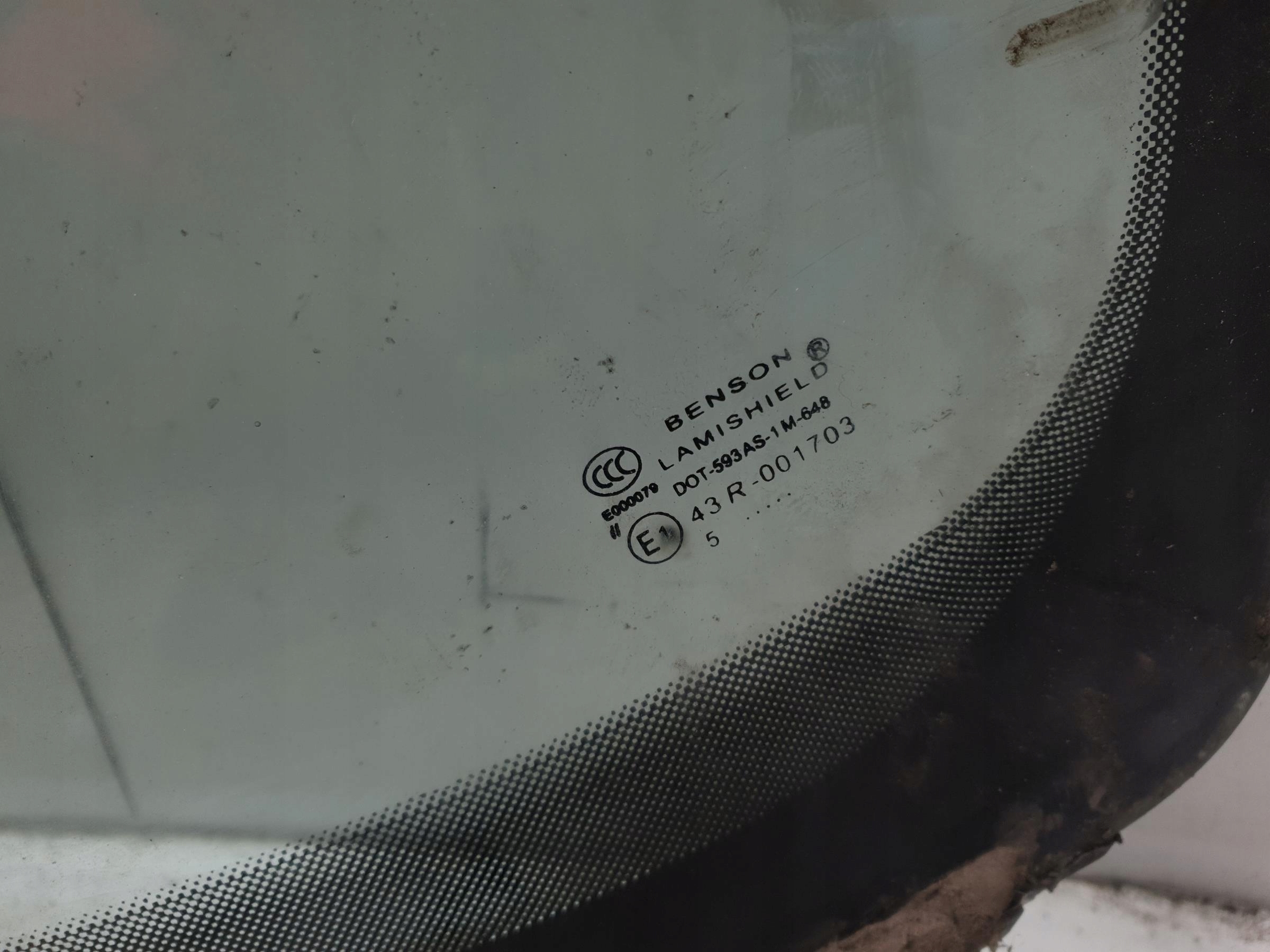 SZYBA CZOŁOWA PRZÓD AUDI A6 C5 Producent części Audi OE