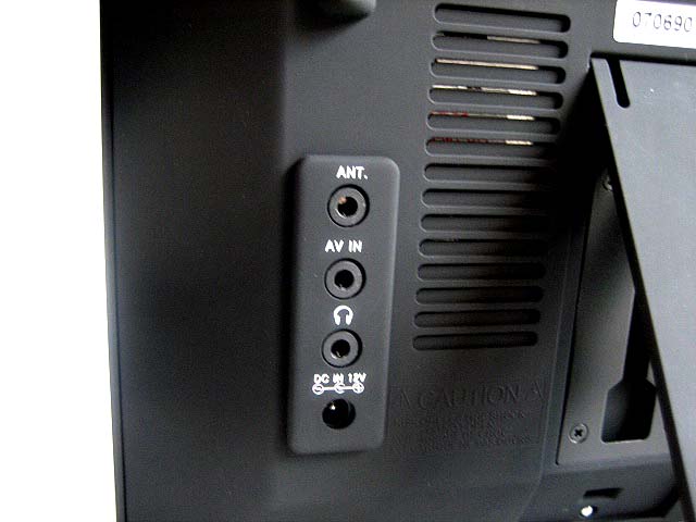 WYSOKIEJ JAKOŚCI MONITOR TV 9" SUPER CENA ! Typ telewizora LCD