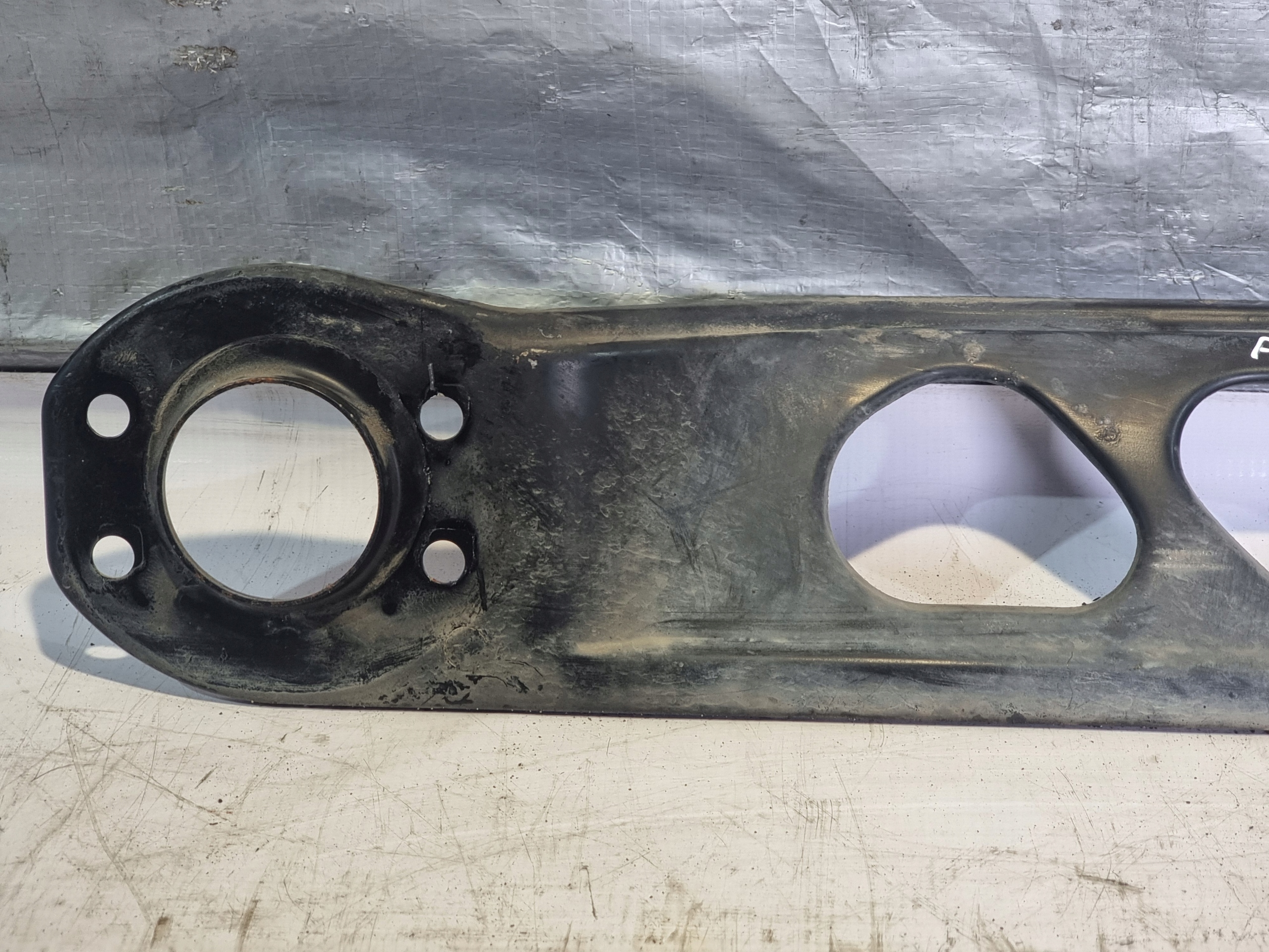 support panel for radiators pillar BMW E36 318i sedan 96r
