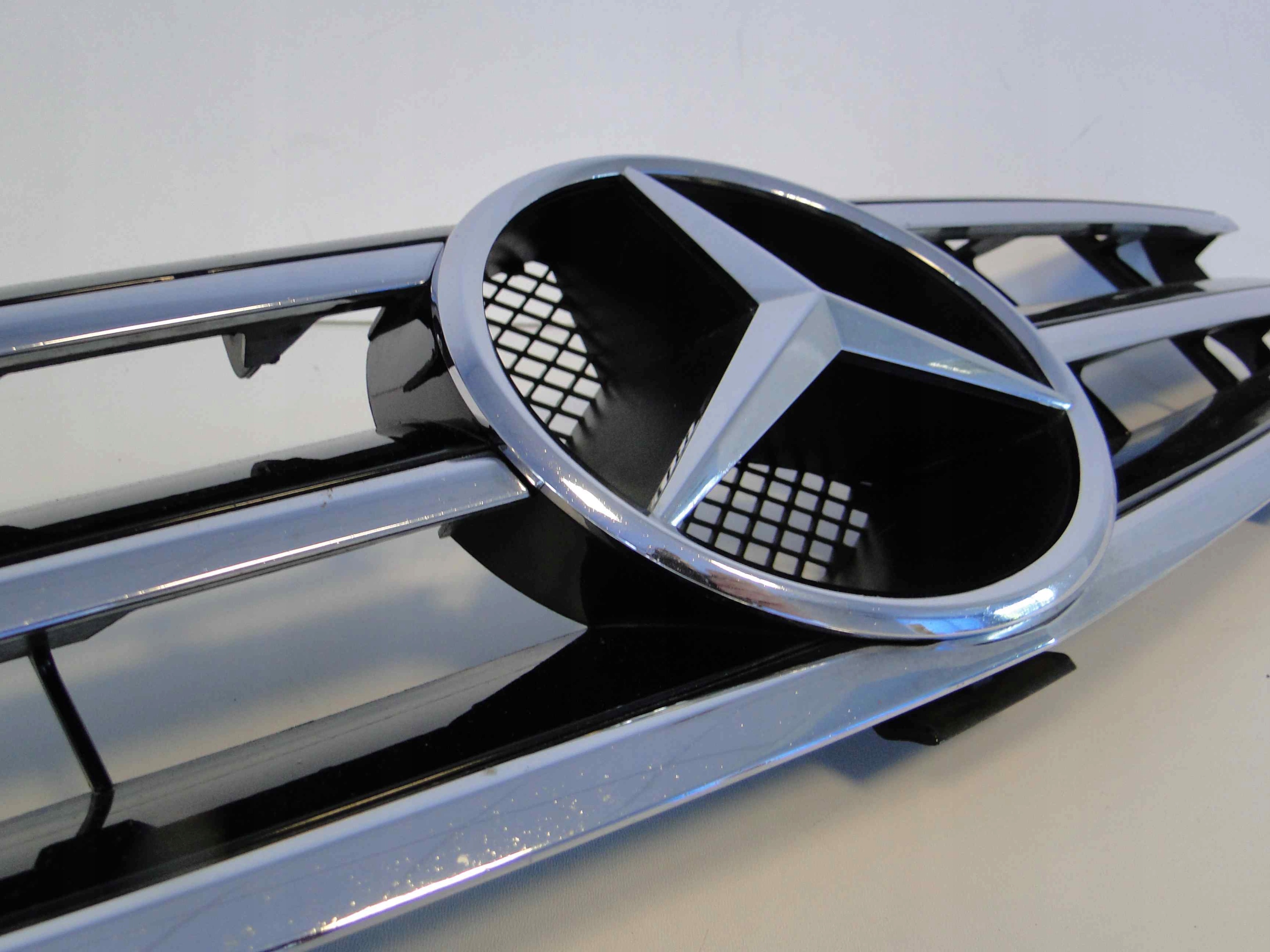 MERCEDES CLK 209 LIFT GRILL ATRAPA CZARNY Producent części Mercedes-Benz OE