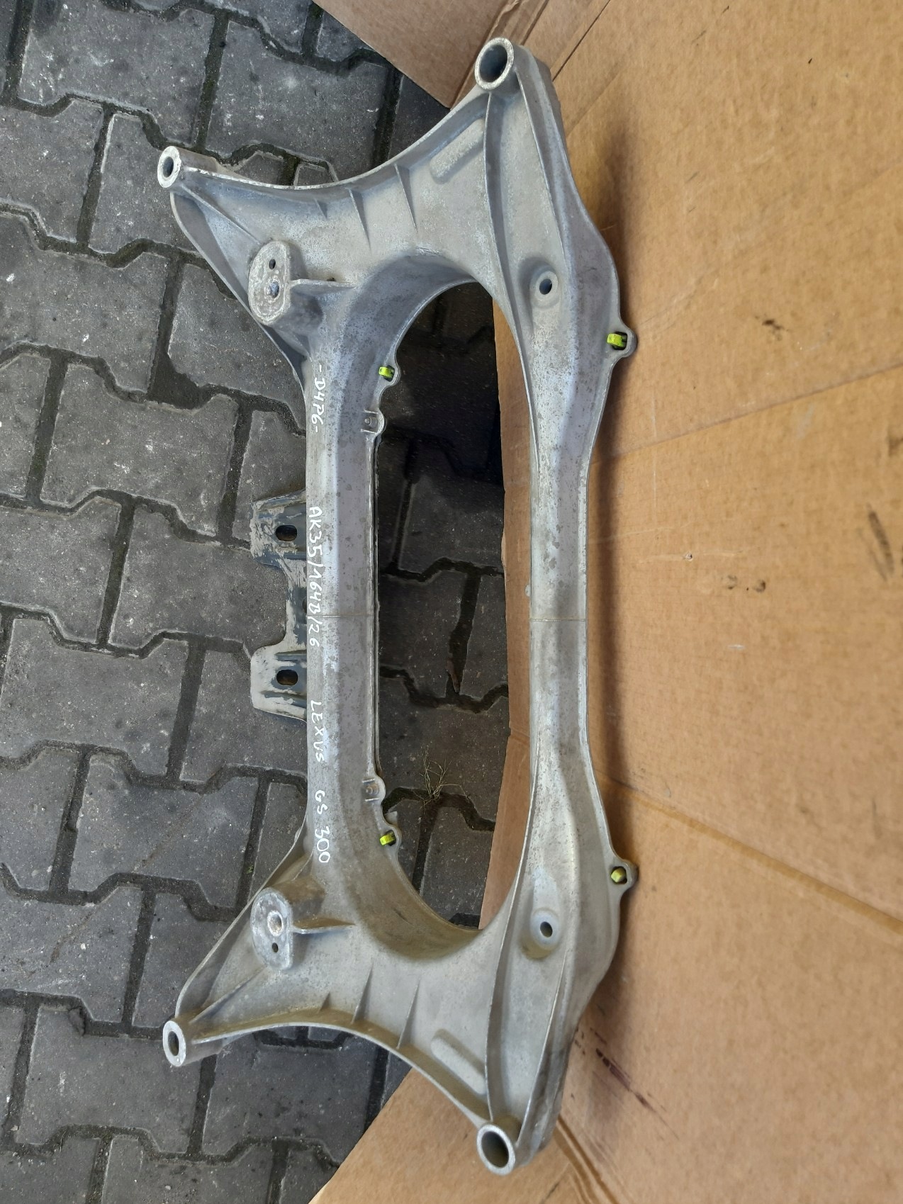 diferencijal diferencijal okvir POMOCNICZA prednji dio LEXUS GS300 3.0 V6