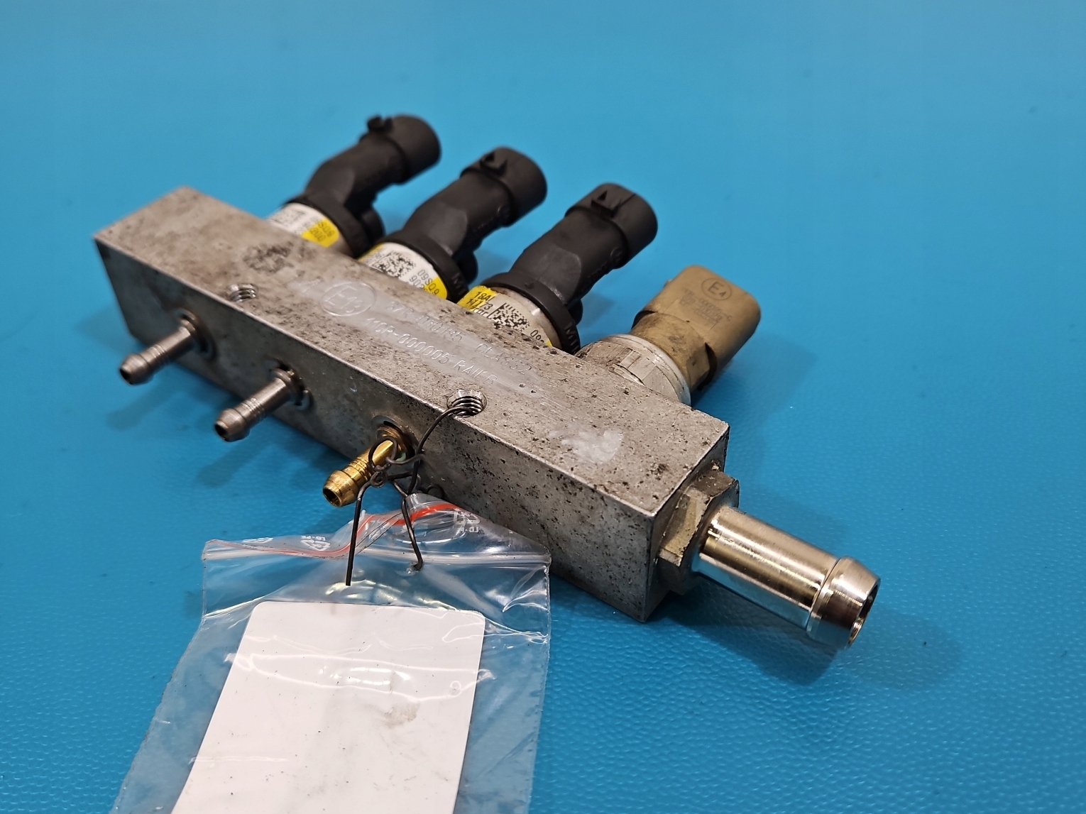 WTRYSKIWACZ LPG GAZU 3,5 V6 BRC ZOLTE