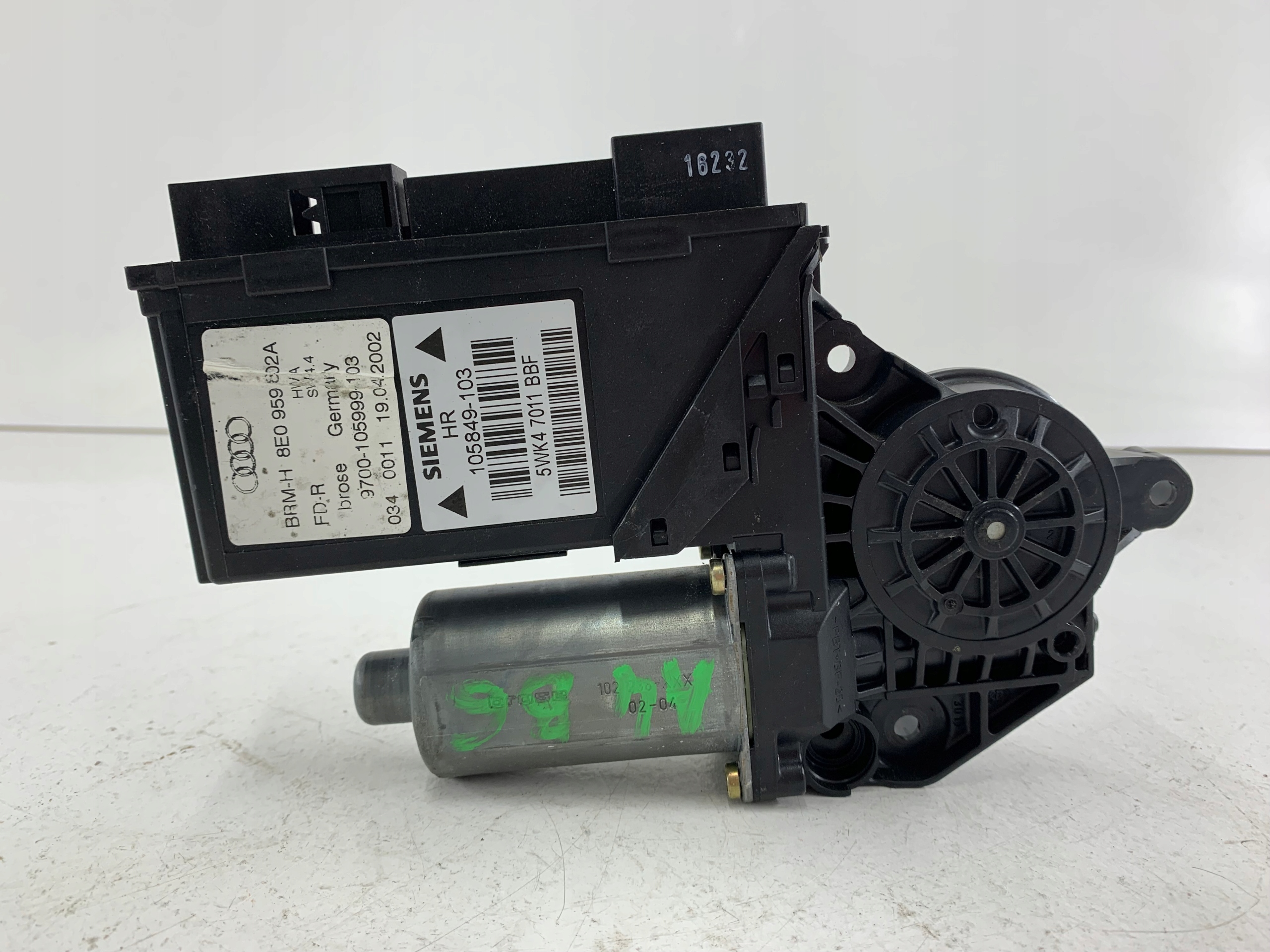 AUDI A4 B6 mini motor windows right rear part 8E0959802A
